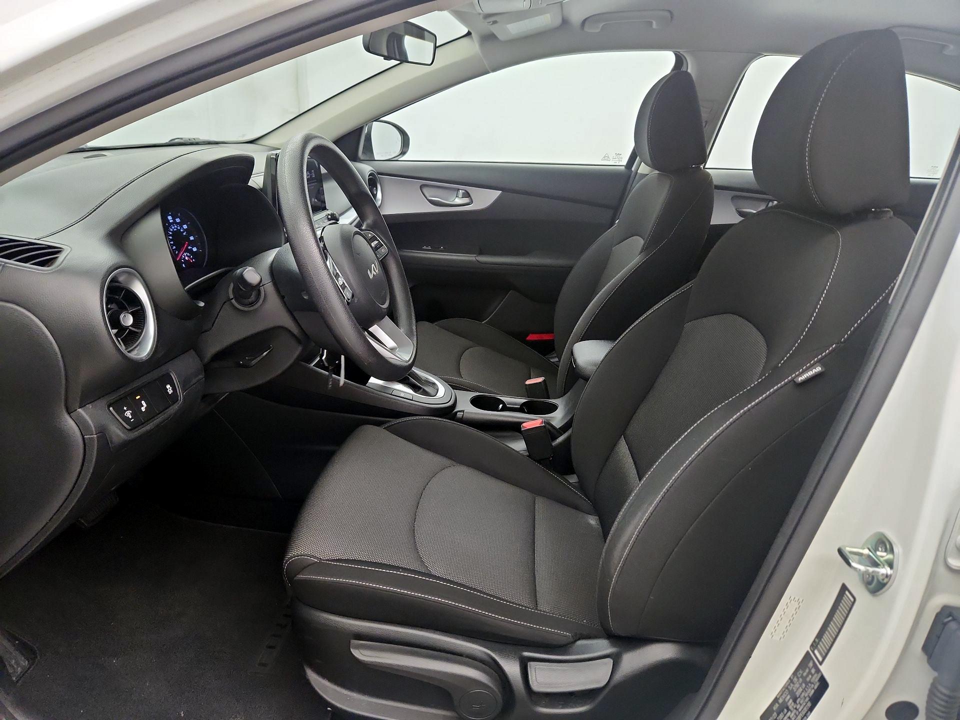 Thumbnail: 2023 Kia Forte - 11