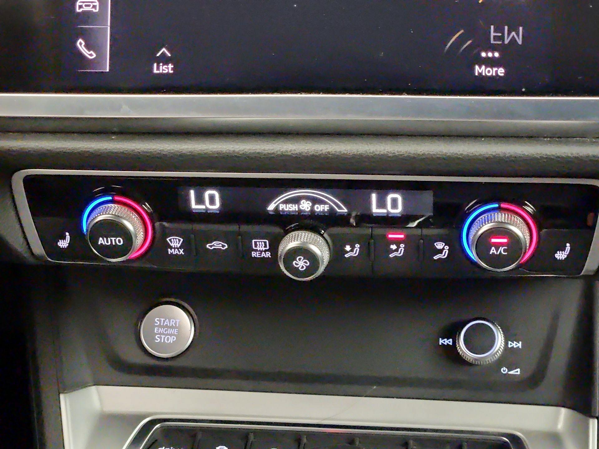 Thumbnail: 2020 Audi Q3 - 15