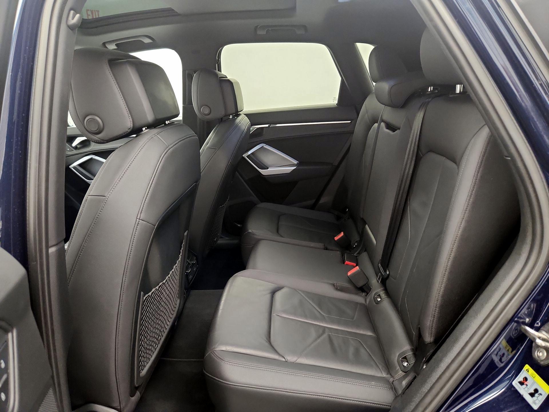 Thumbnail: 2020 Audi Q3 - 19