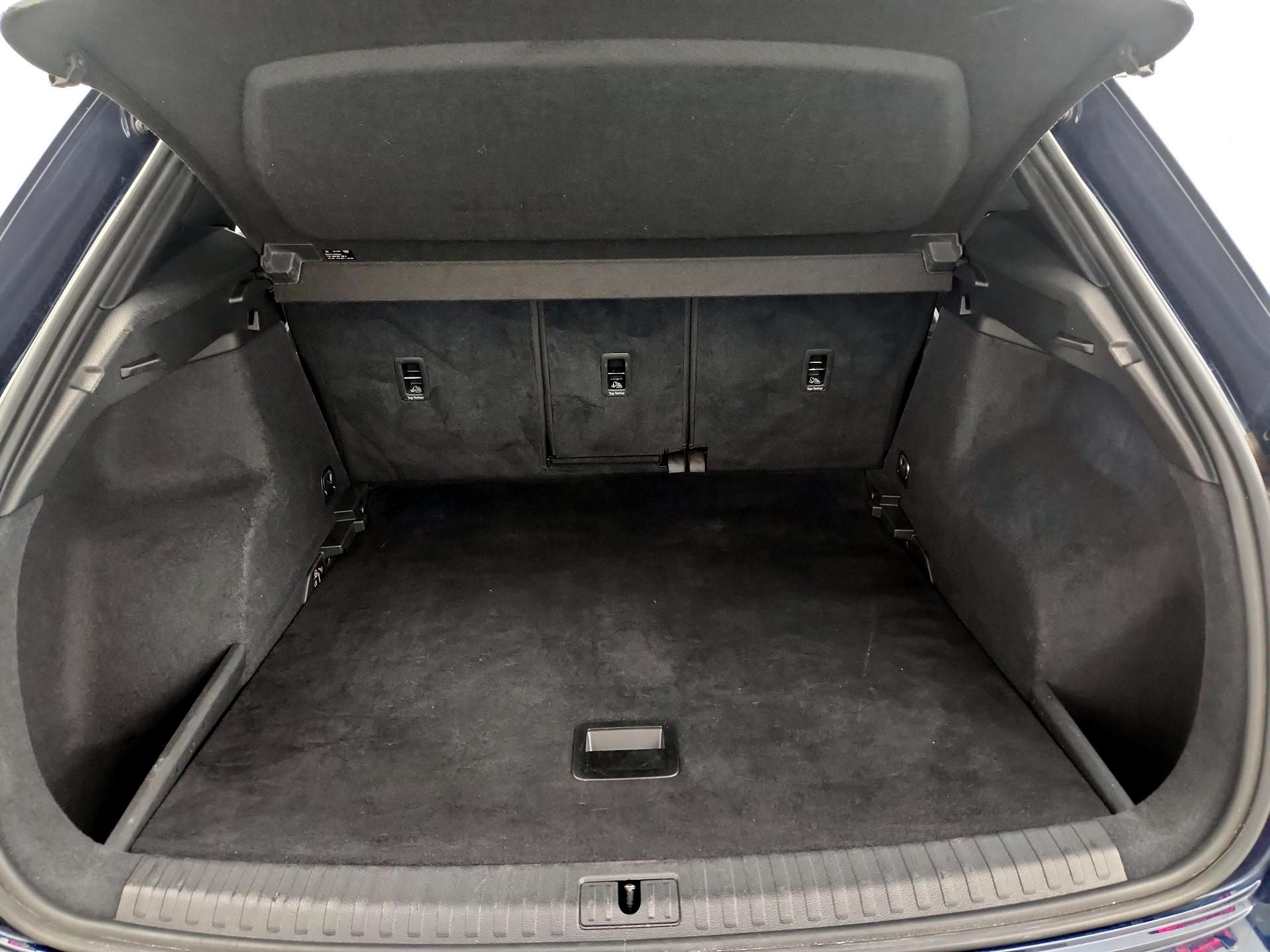 Thumbnail: 2020 Audi Q3 - 20