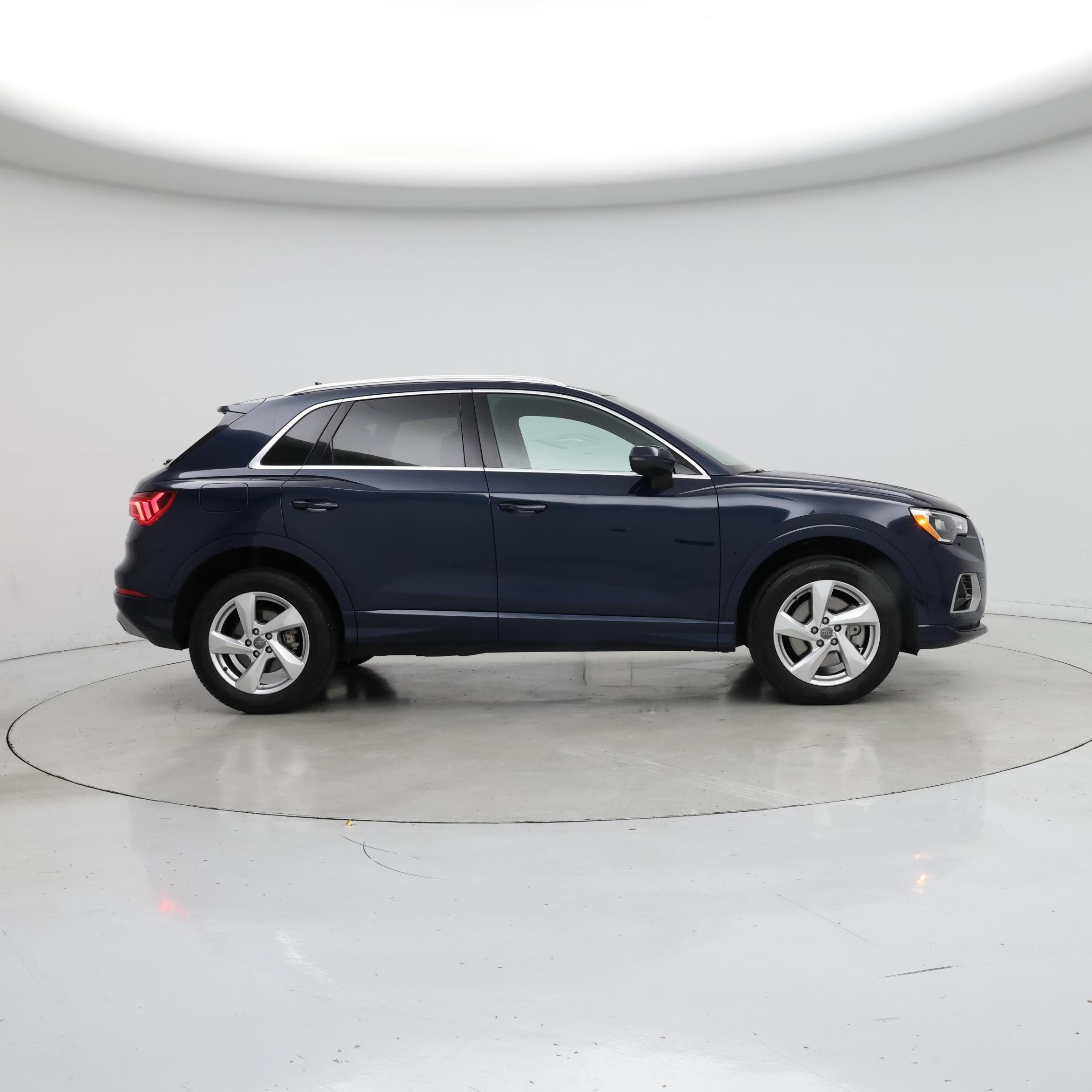 Thumbnail: 2020 Audi Q3 - 7