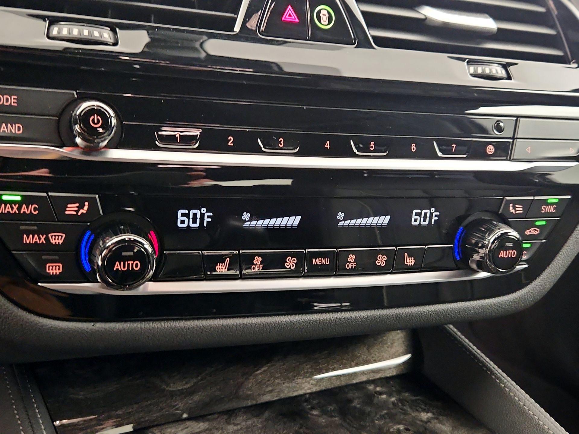 Thumbnail: 2020 BMW 5 Series - 17