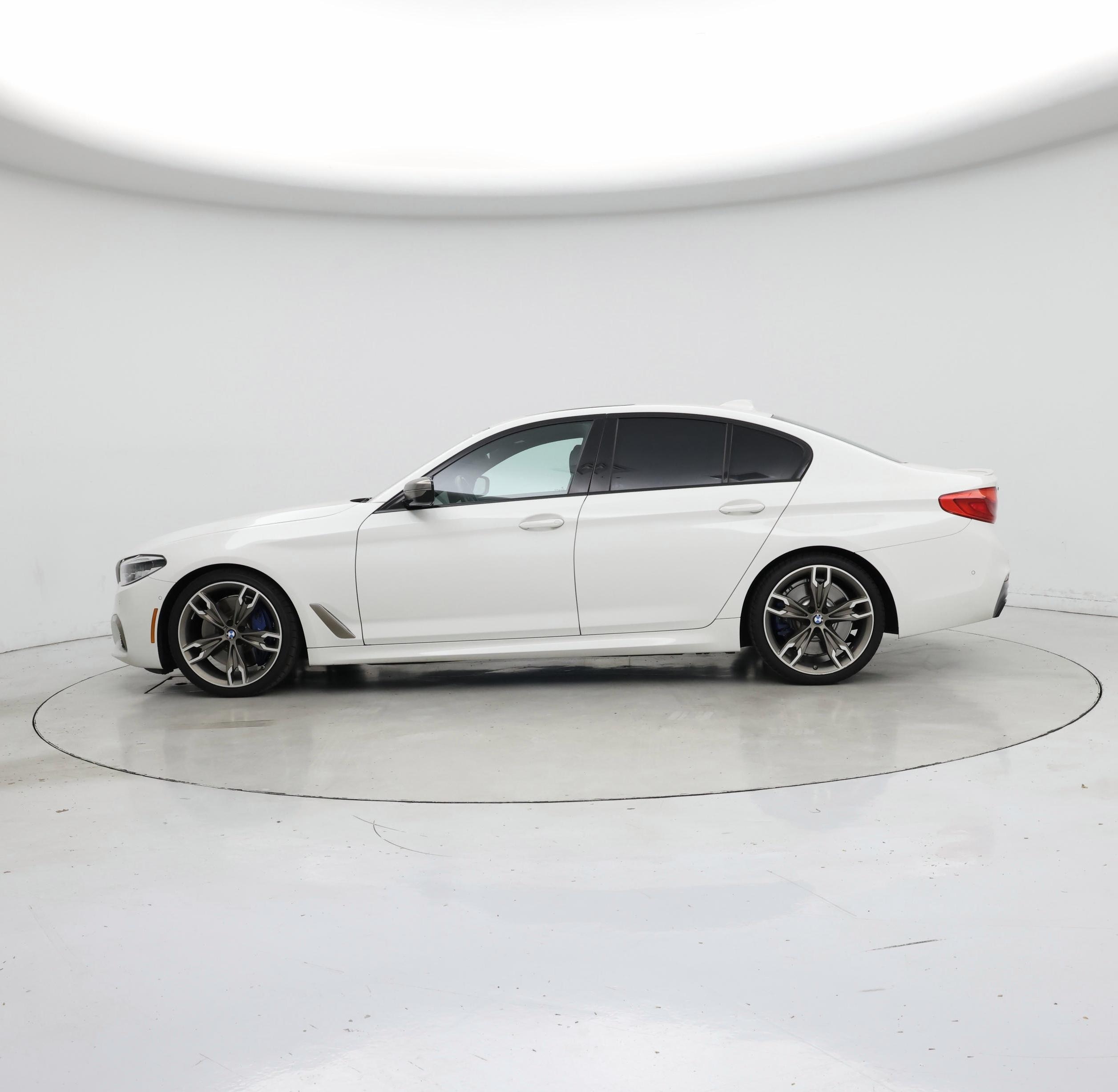 Thumbnail: 2020 BMW 5 Series - 3