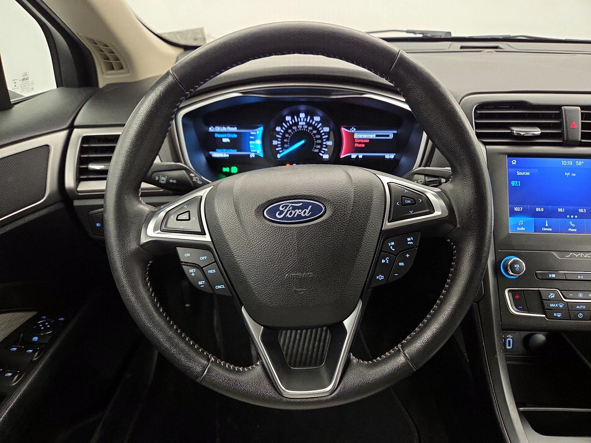 Thumbnail: 2020 Ford Fusion - 10