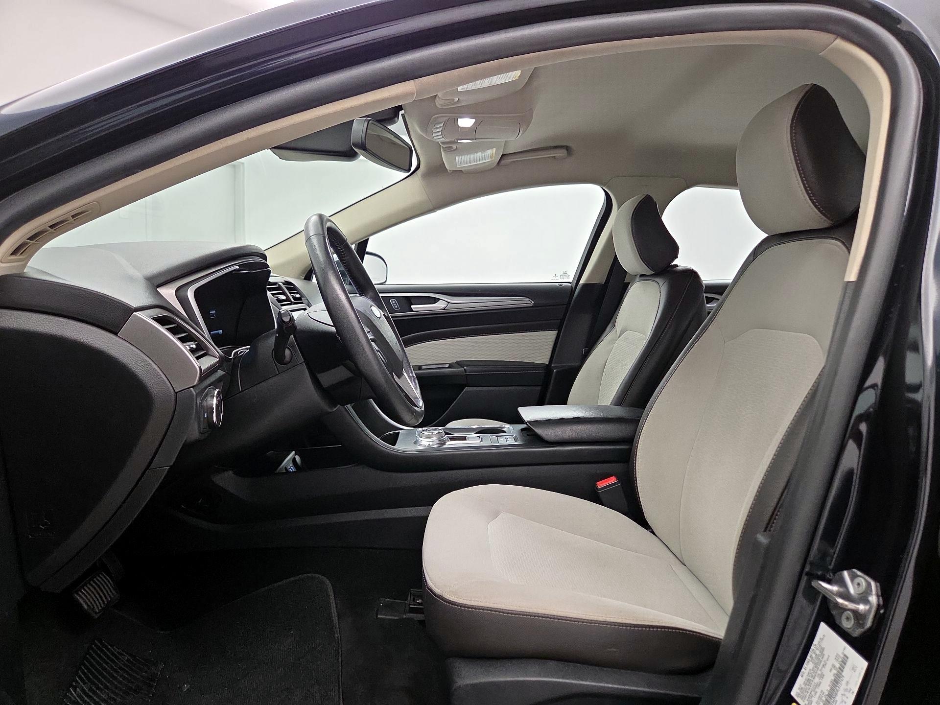 Thumbnail: 2020 Ford Fusion - 11