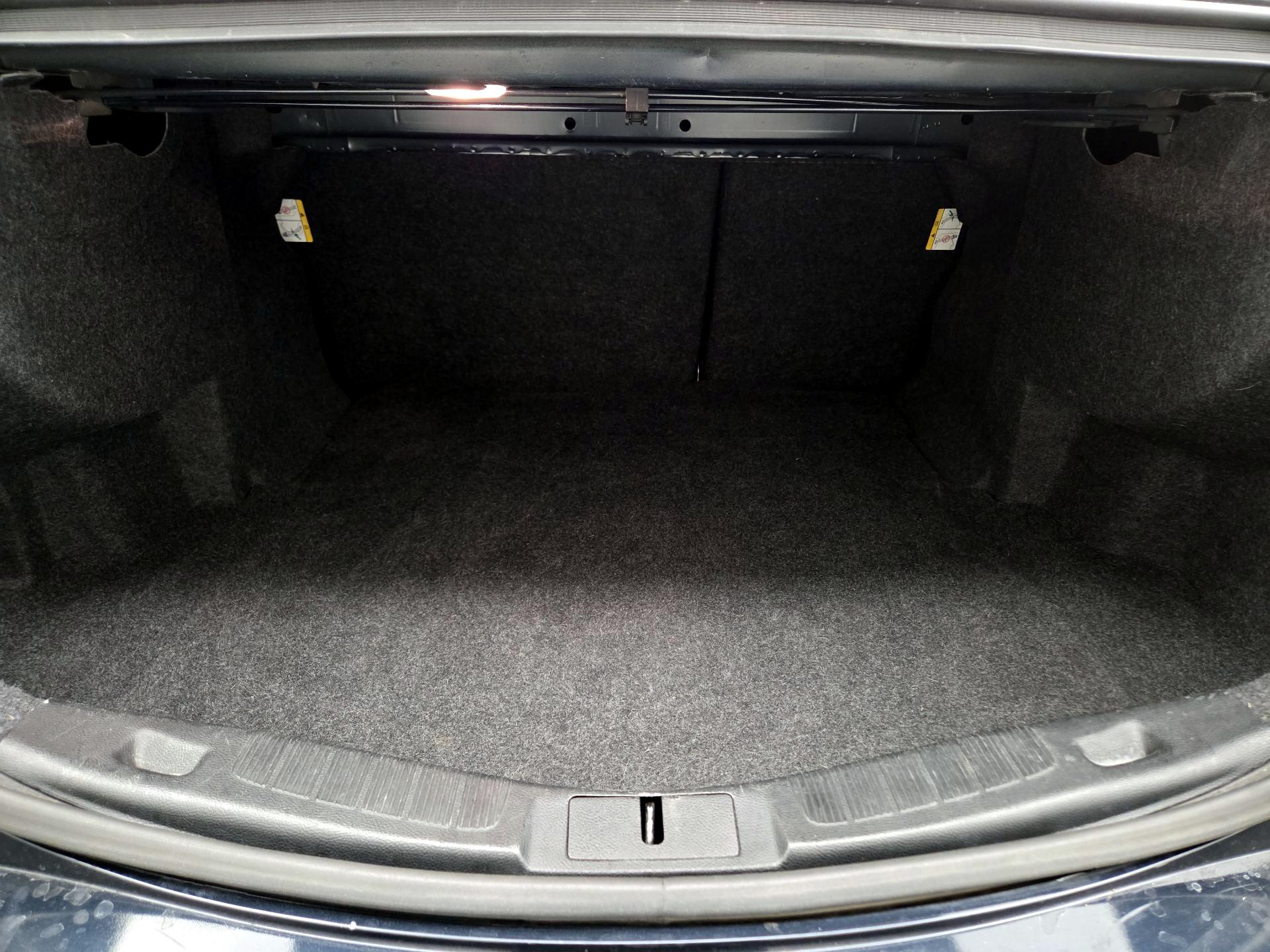 Thumbnail: 2020 Ford Fusion - 20