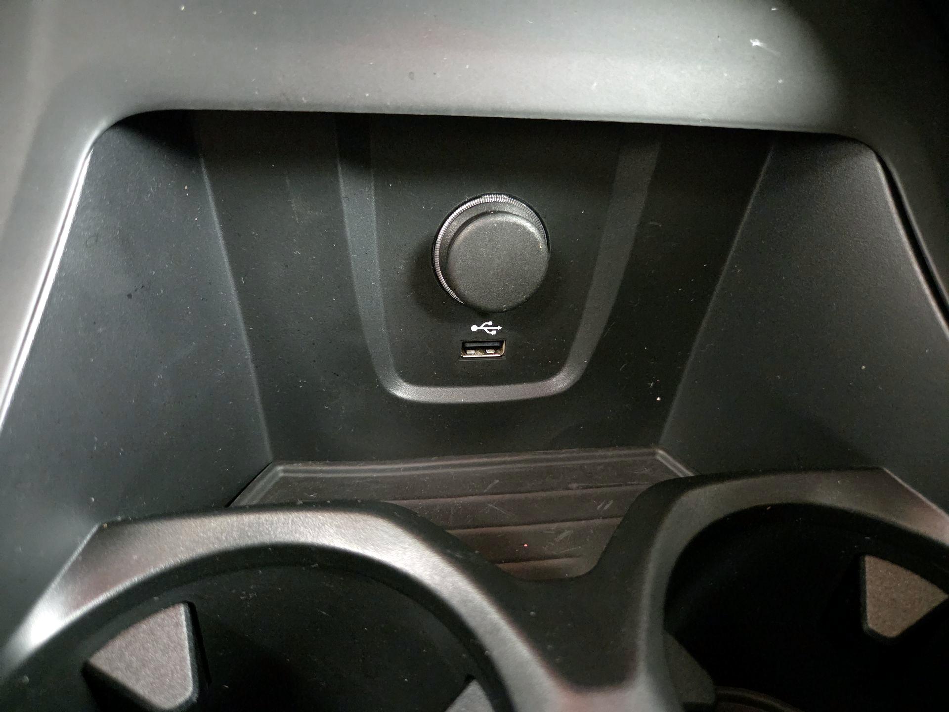 Thumbnail: 2020 BMW X1 - 19