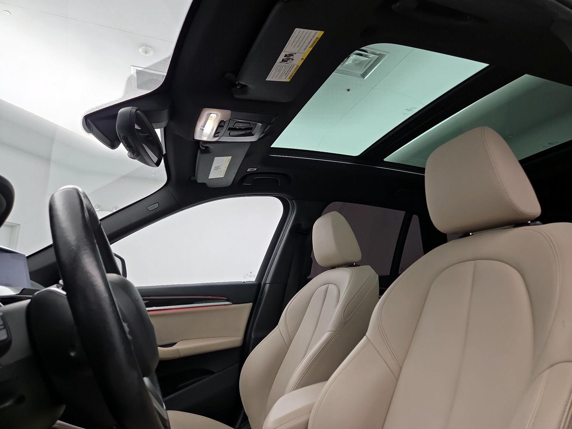 Thumbnail: 2020 BMW X1 - 20