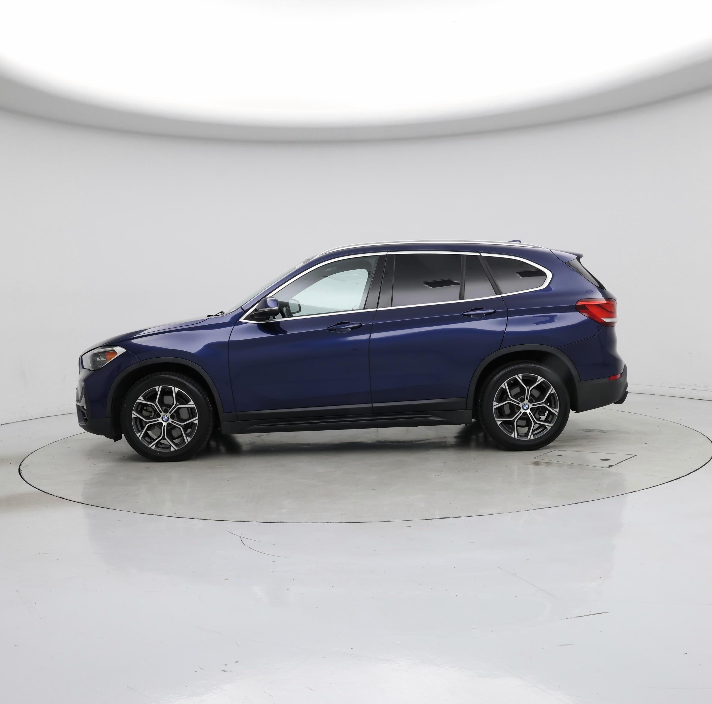 Thumbnail: 2020 BMW X1 - 3