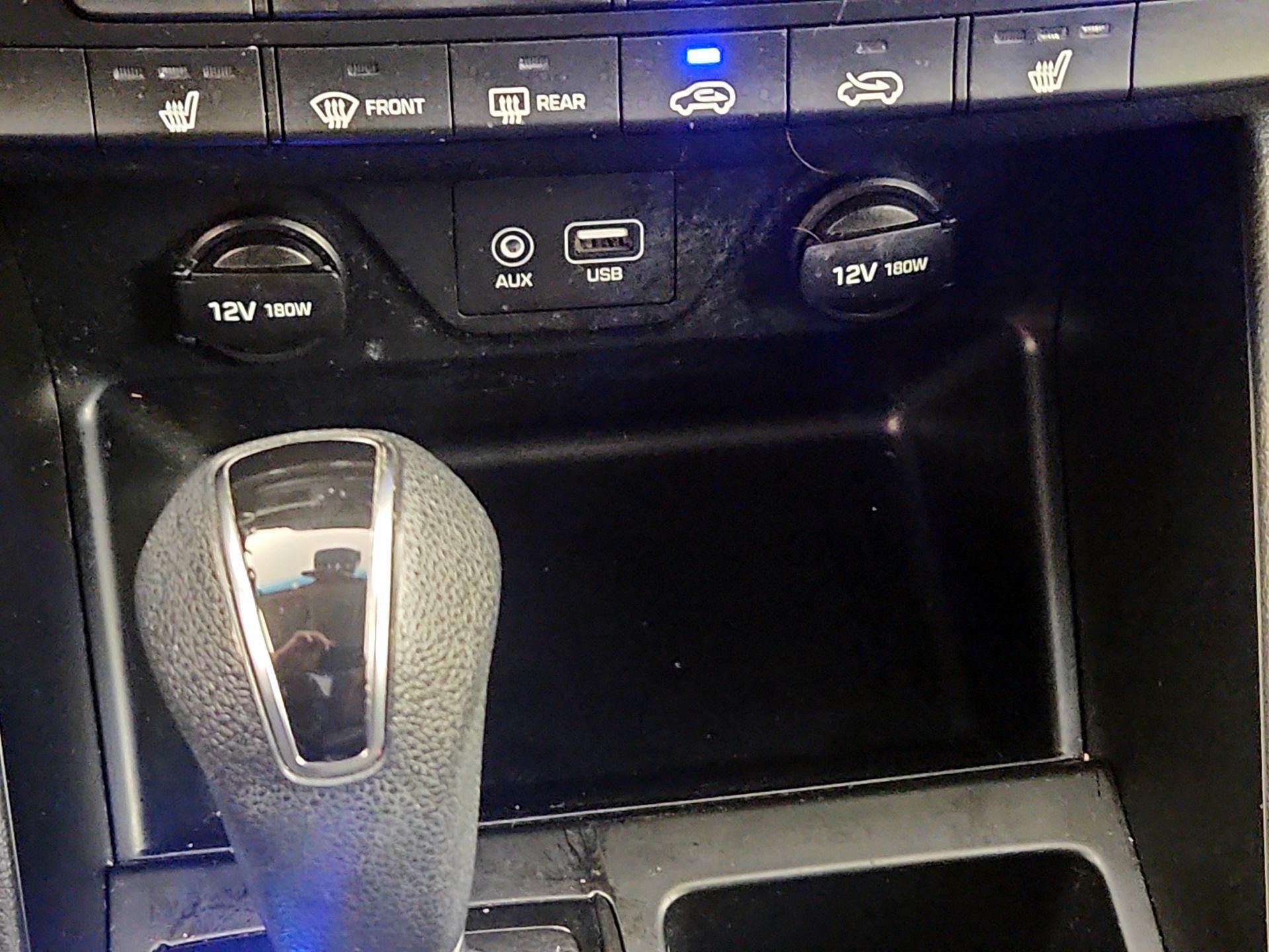 Thumbnail: 2020 Hyundai Tucson - 18