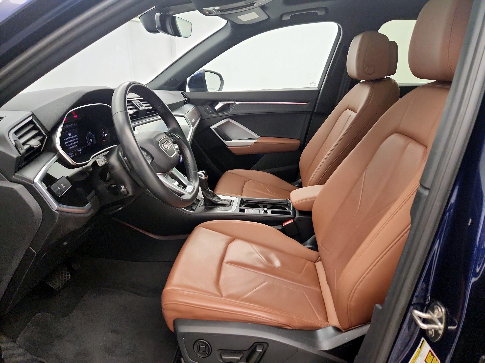 Thumbnail: 2022 Audi Q3 - 11