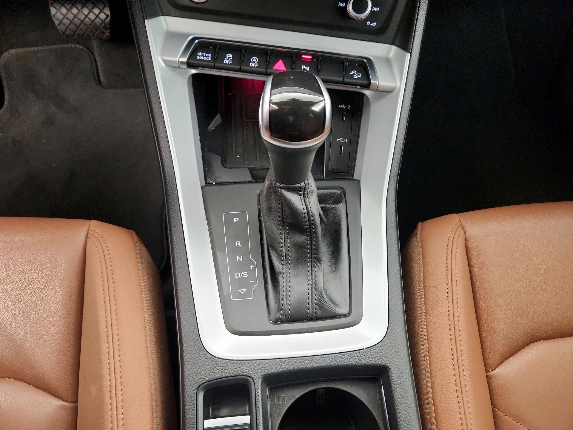 Thumbnail: 2022 Audi Q3 - 17