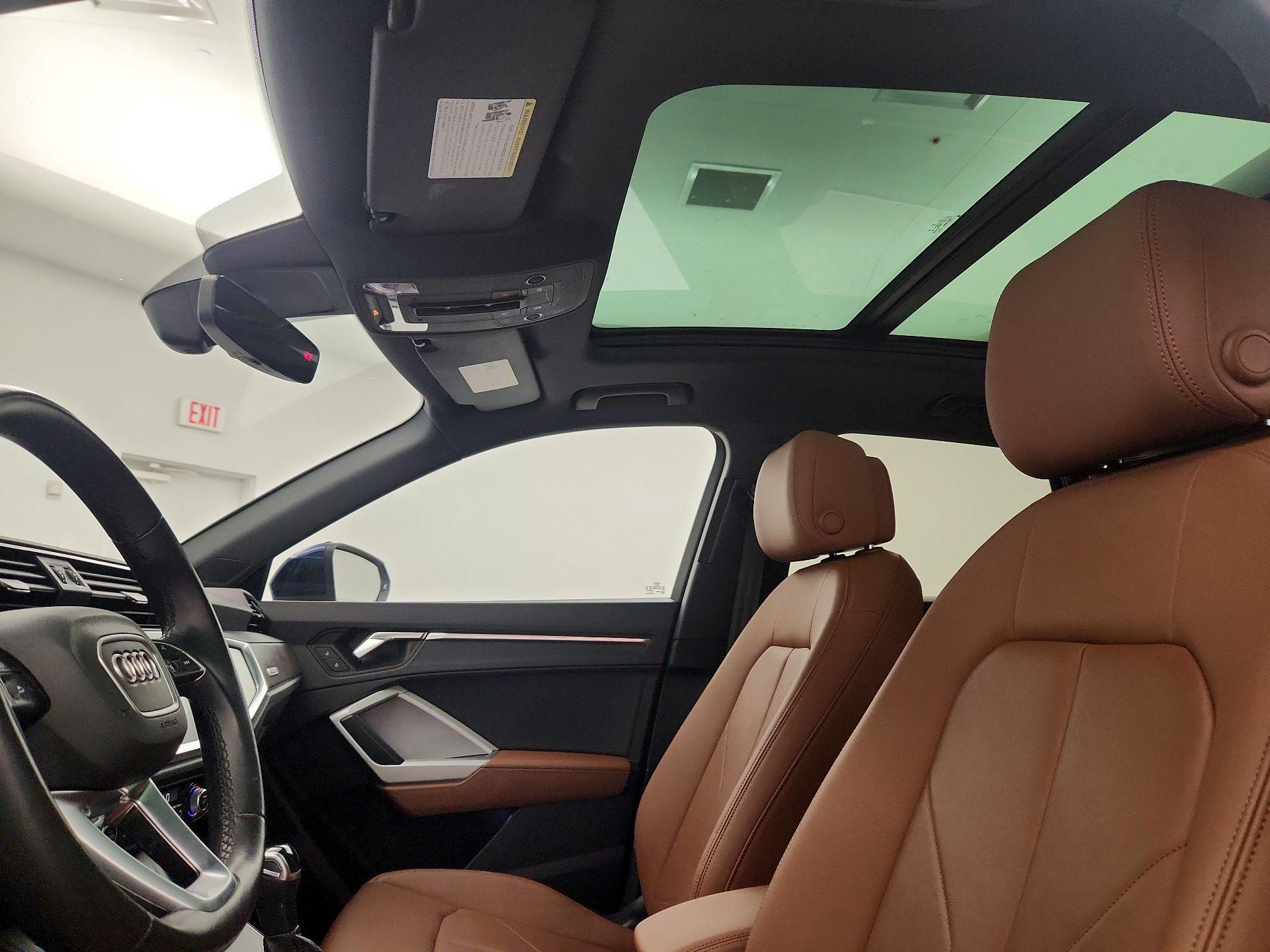 Thumbnail: 2022 Audi Q3 - 19