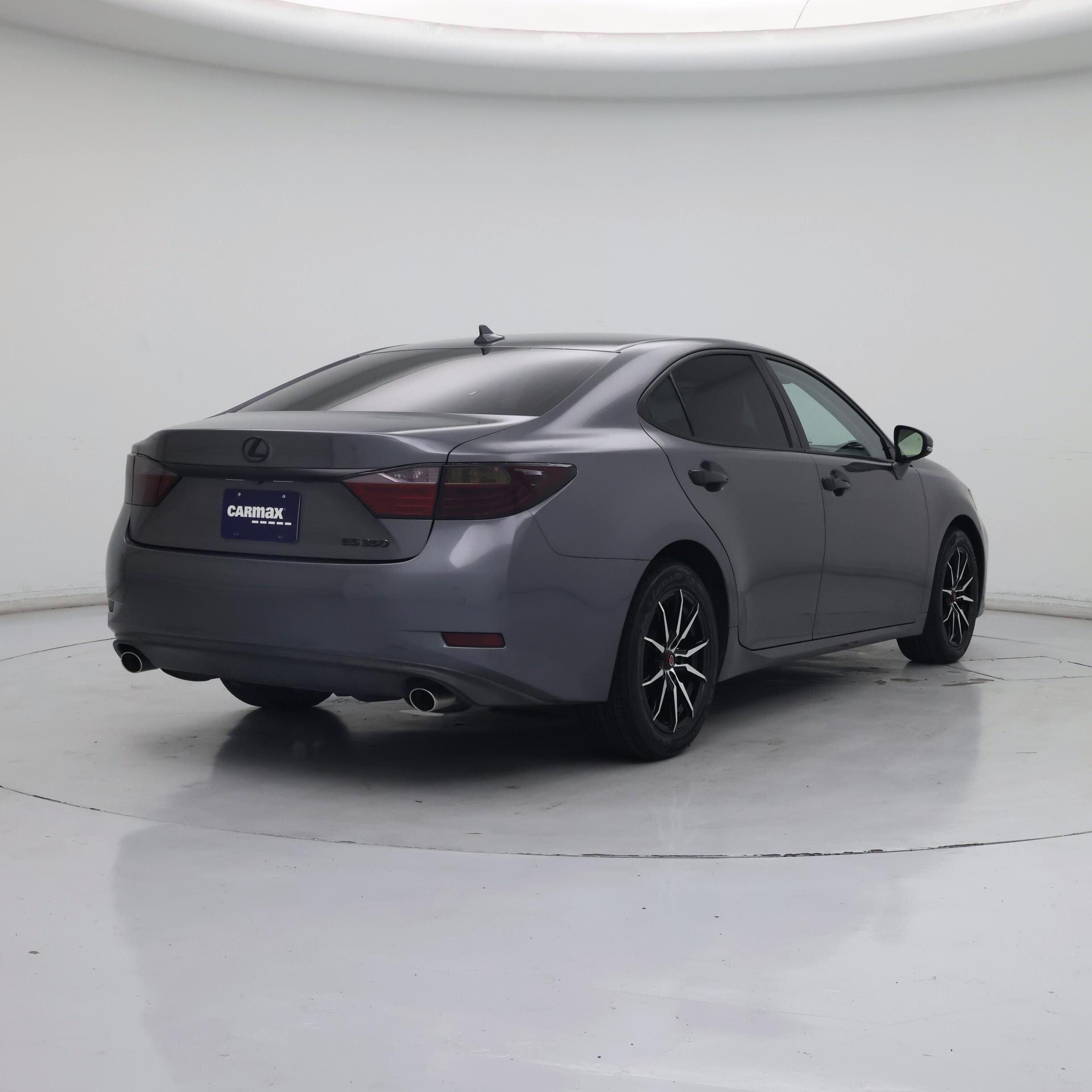 Thumbnail: 2014 Lexus ES - 8