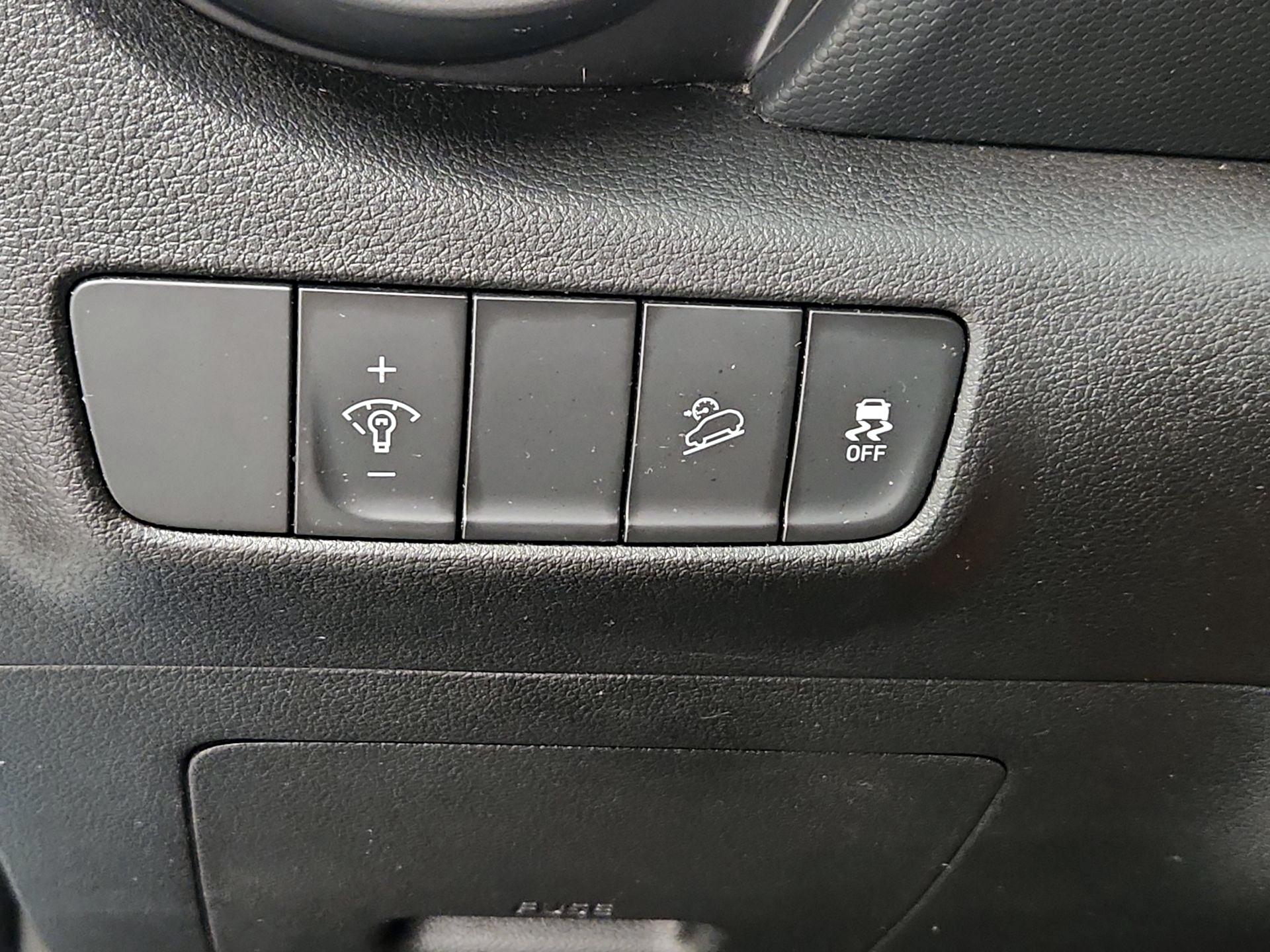 Thumbnail: 2023 Hyundai Kona - 13