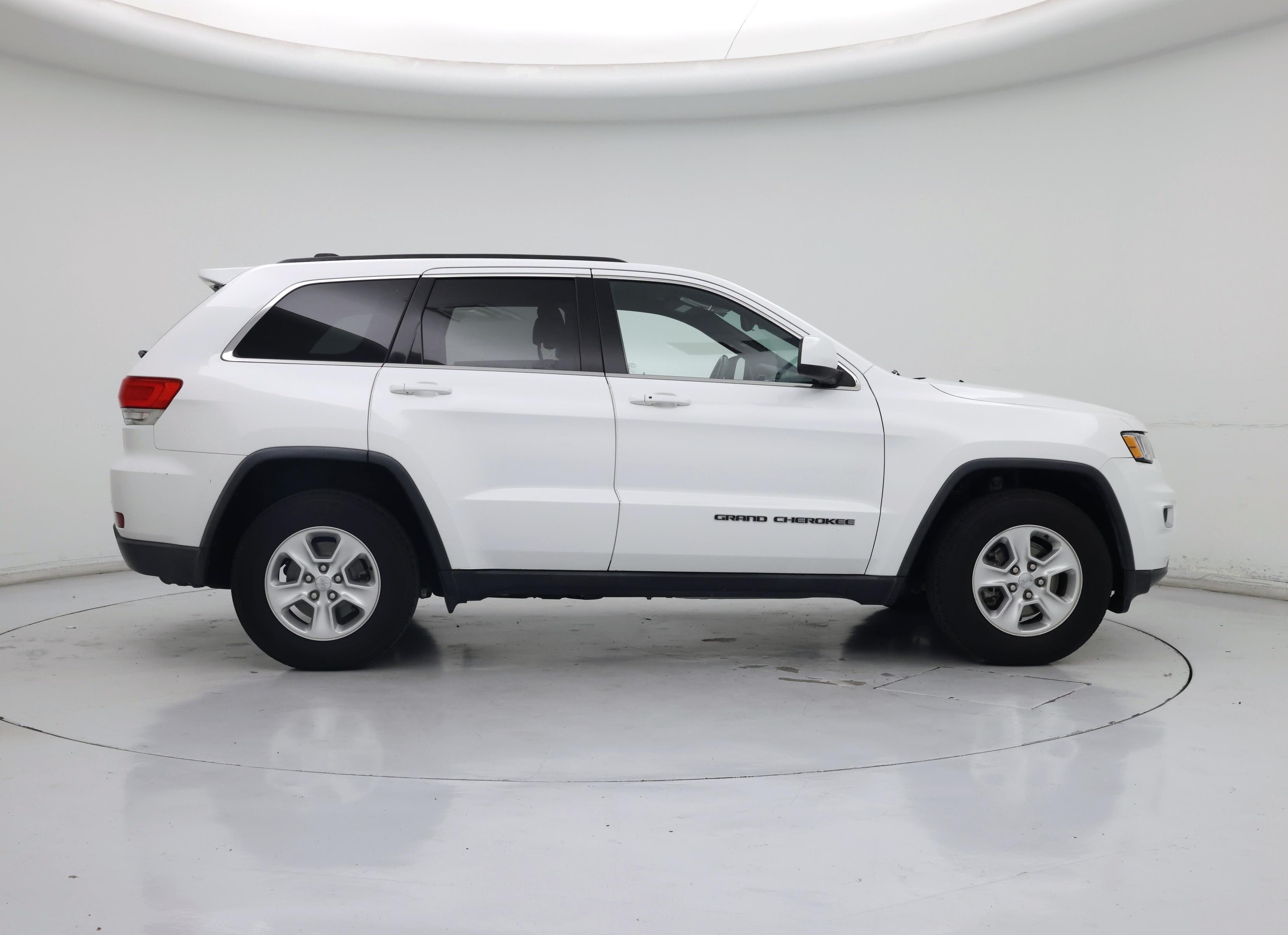 Thumbnail: 2017 Jeep Grand Cherokee - 7
