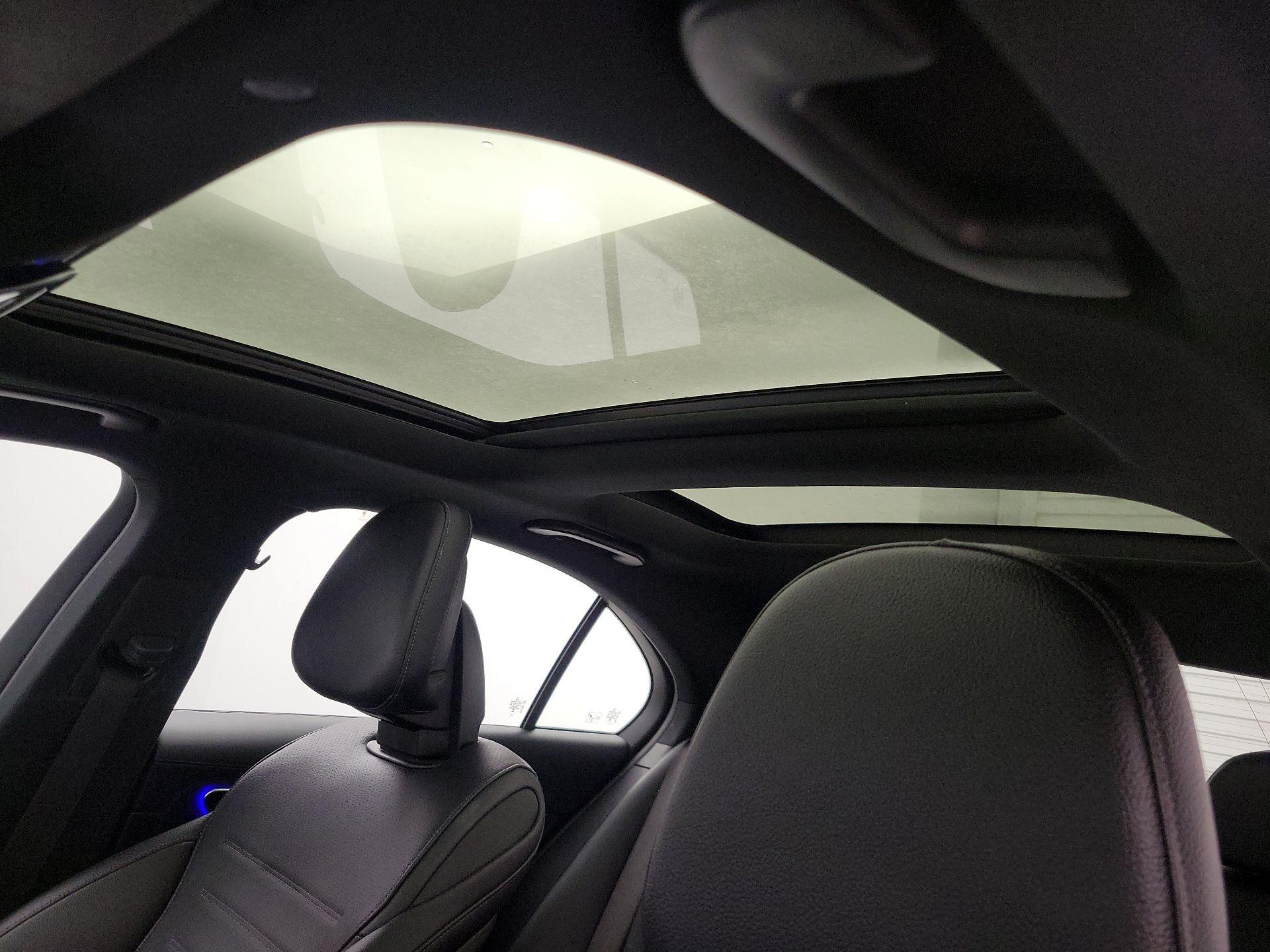 Thumbnail: 2023 Mercedes-Benz C-Class - 20