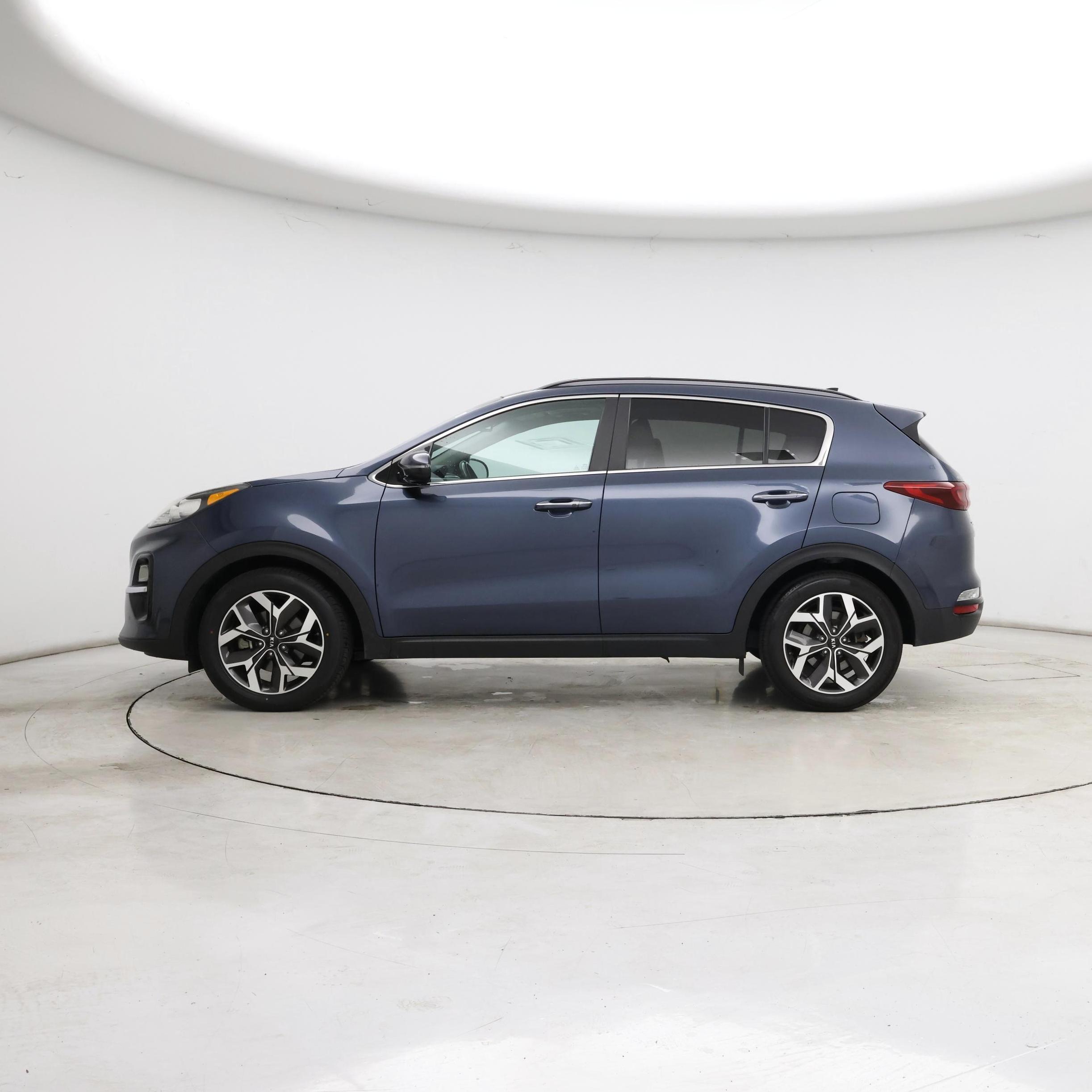 Thumbnail: 2022 Kia Sportage - 3