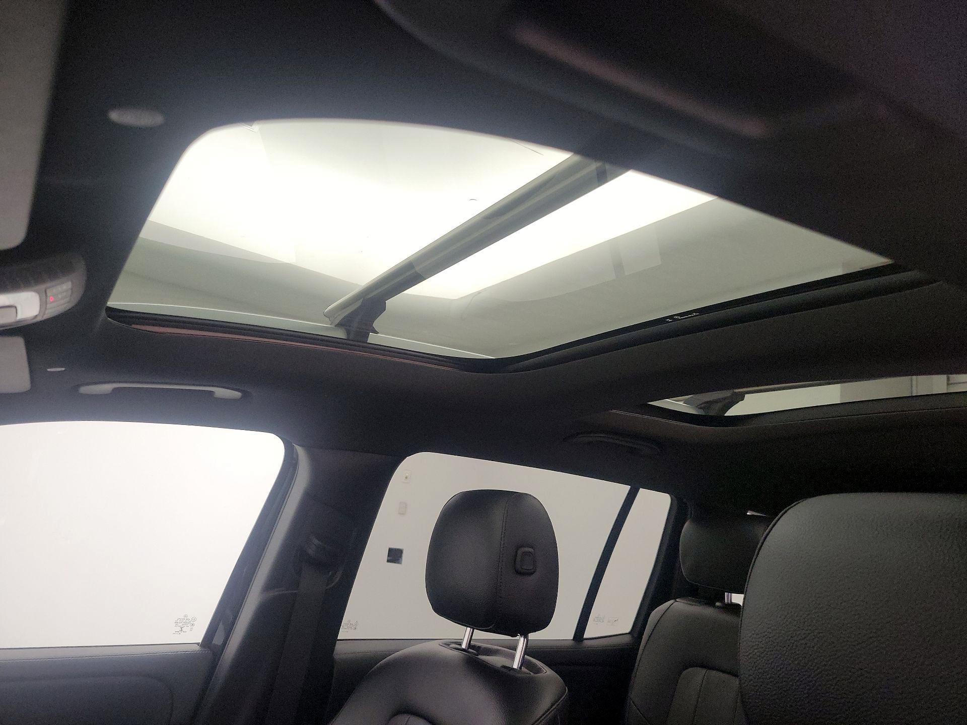 Thumbnail: 2021 Mercedes-Benz GLB - 18