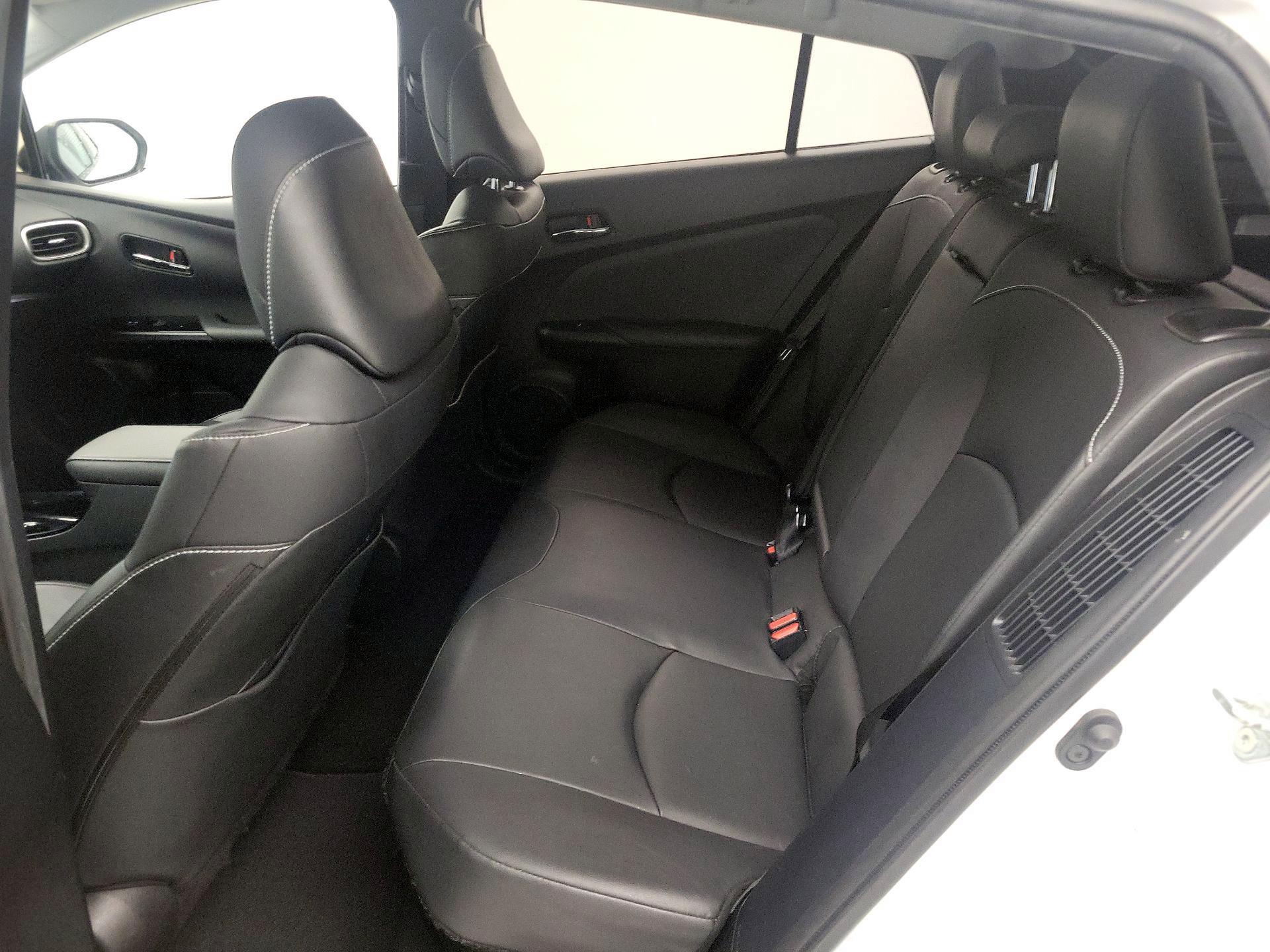 Thumbnail: 2022 Toyota Prius Prime - 20