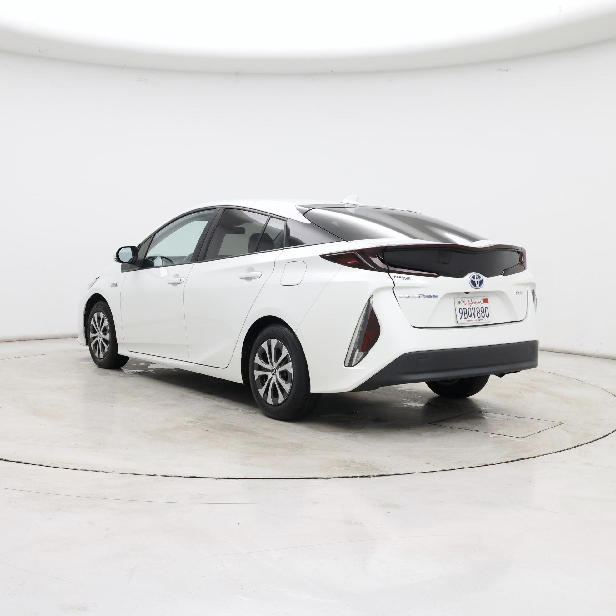 Thumbnail: 2022 Toyota Prius Prime - 4