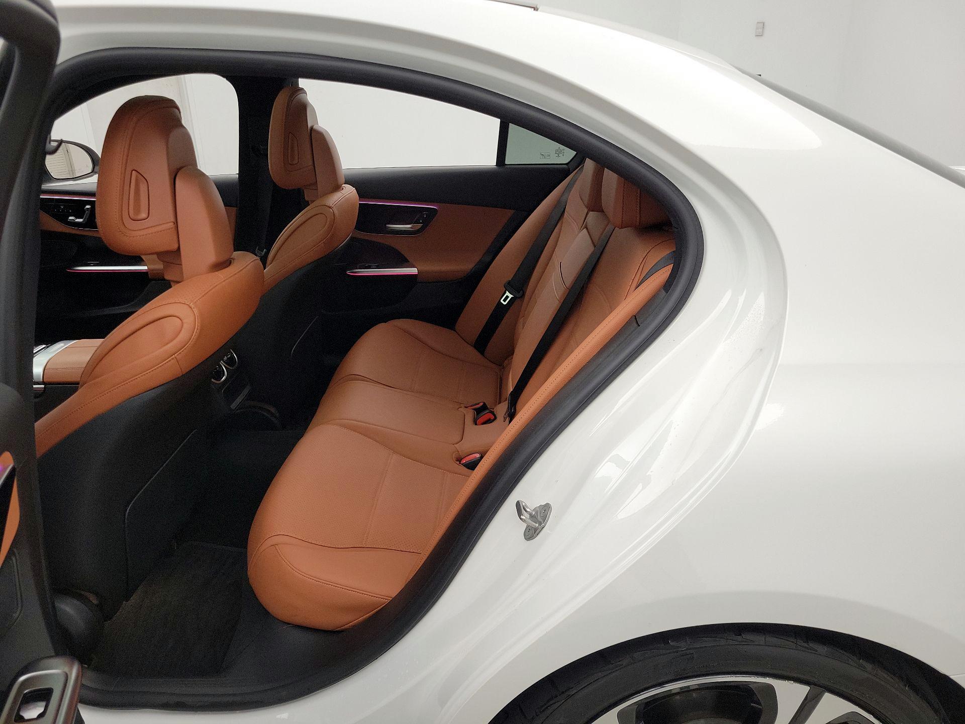 Thumbnail: 2022 Mercedes-Benz C-Class - 20
