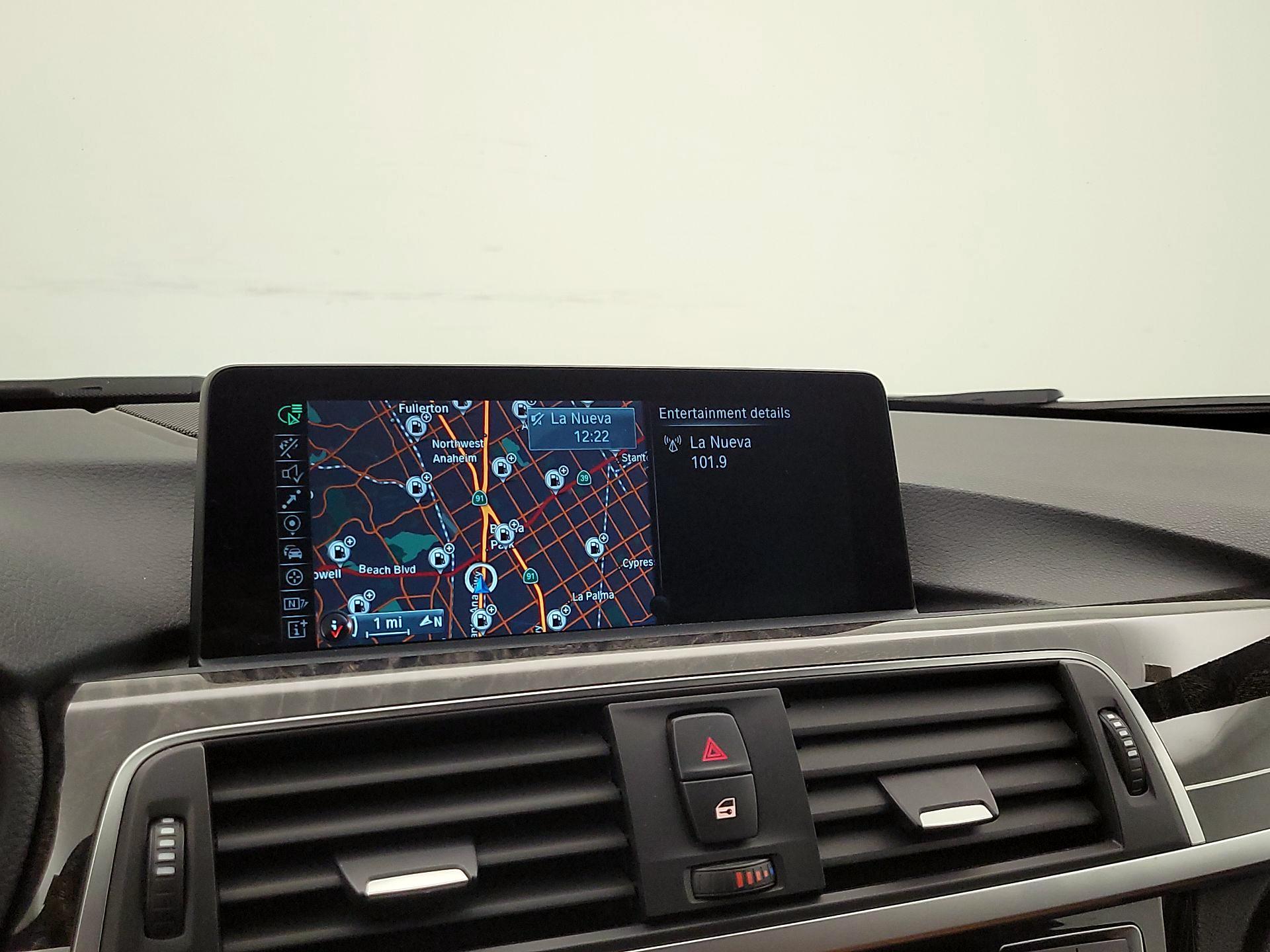 Thumbnail: 2016 BMW 3 Series - 14