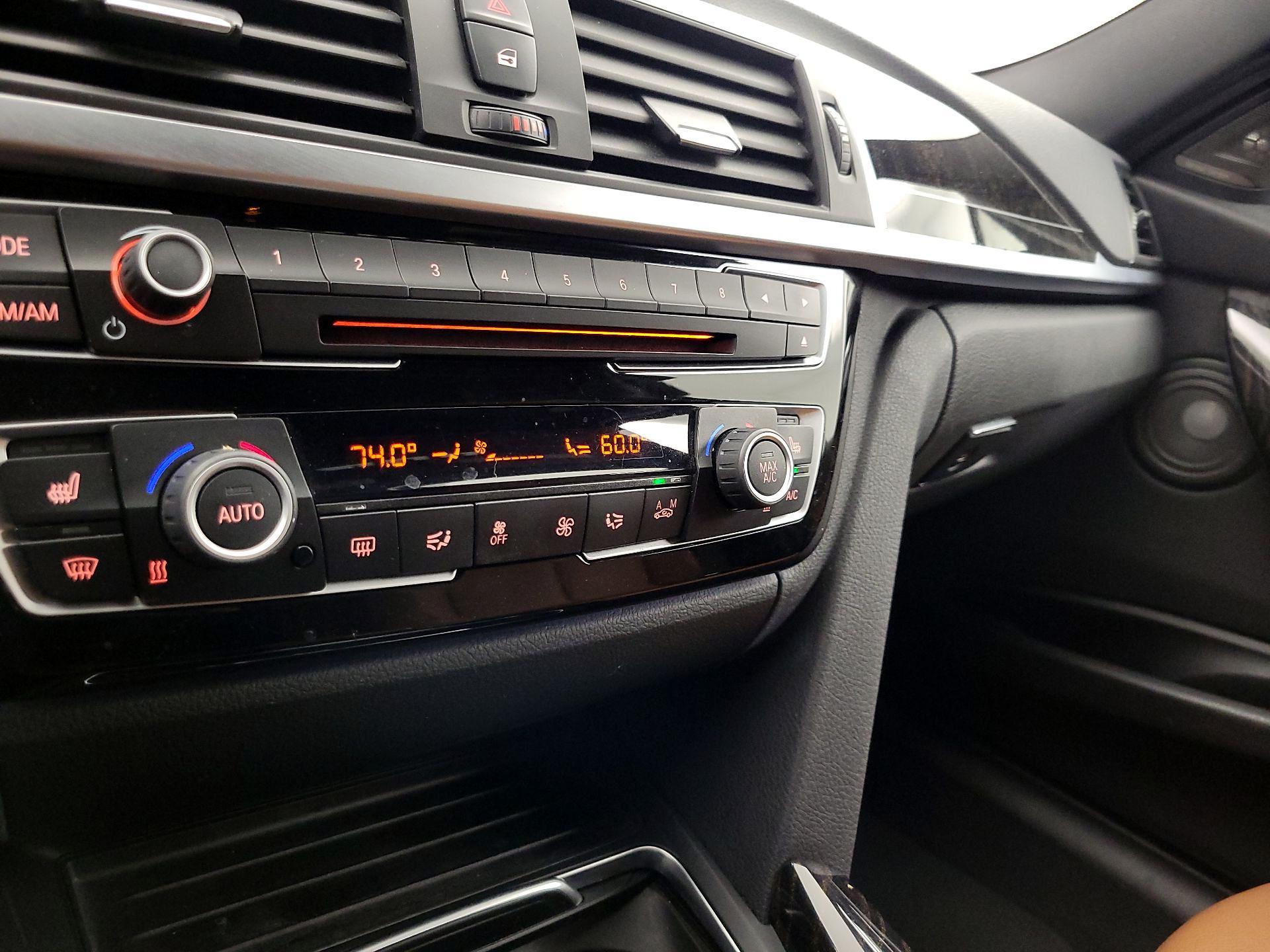 Thumbnail: 2016 BMW 3 Series - 17