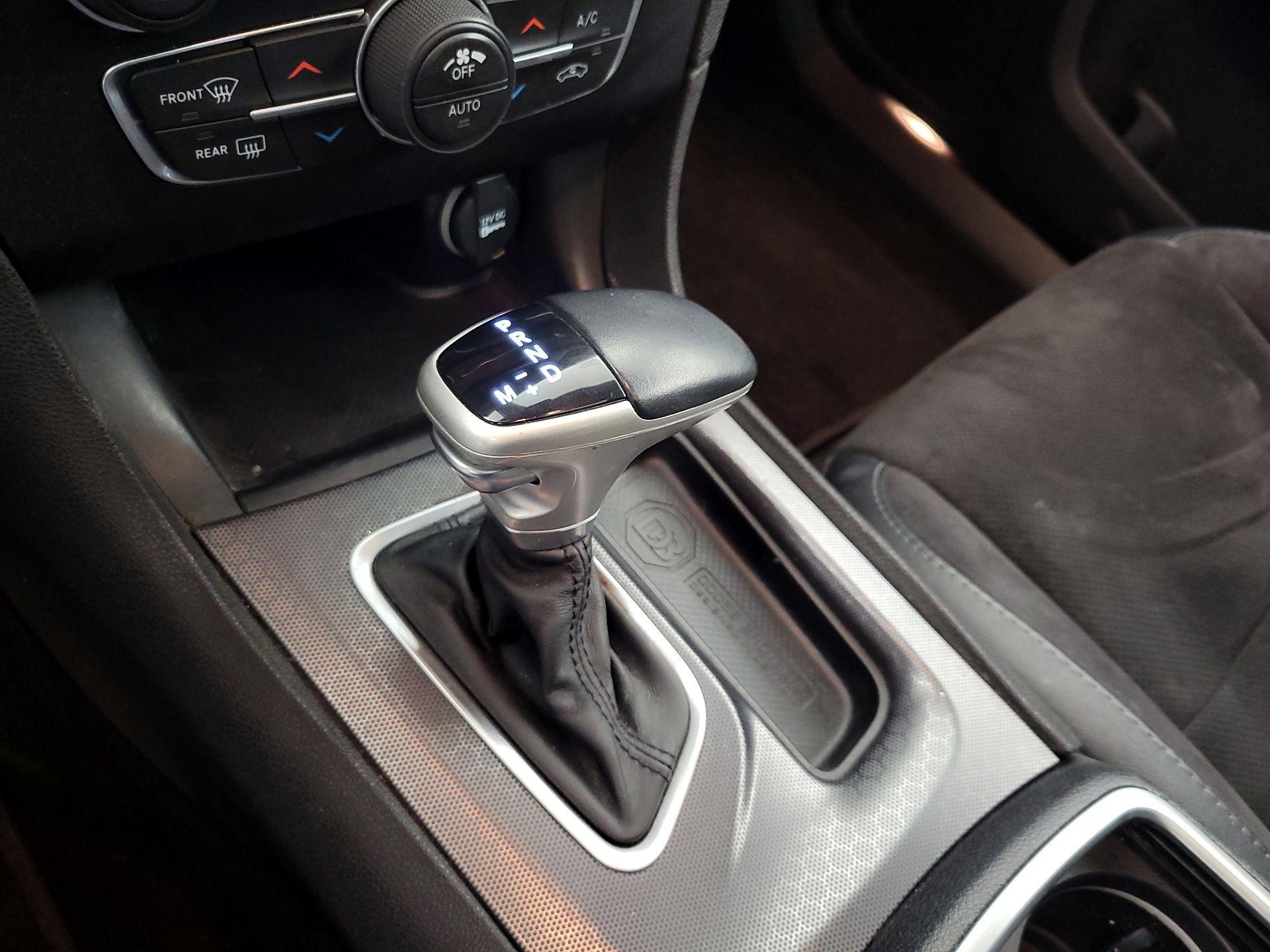 Thumbnail: 2016 Dodge Charger - 18