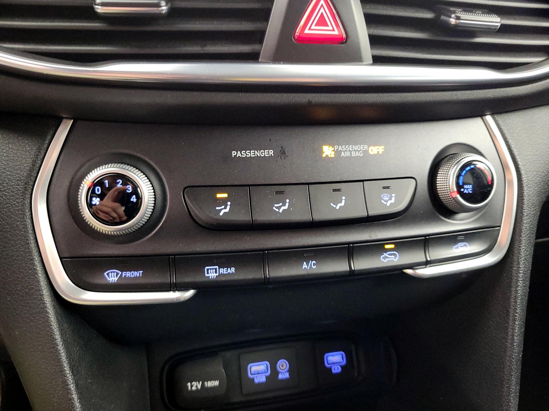 Thumbnail: 2019 Hyundai Santa Fe - 16
