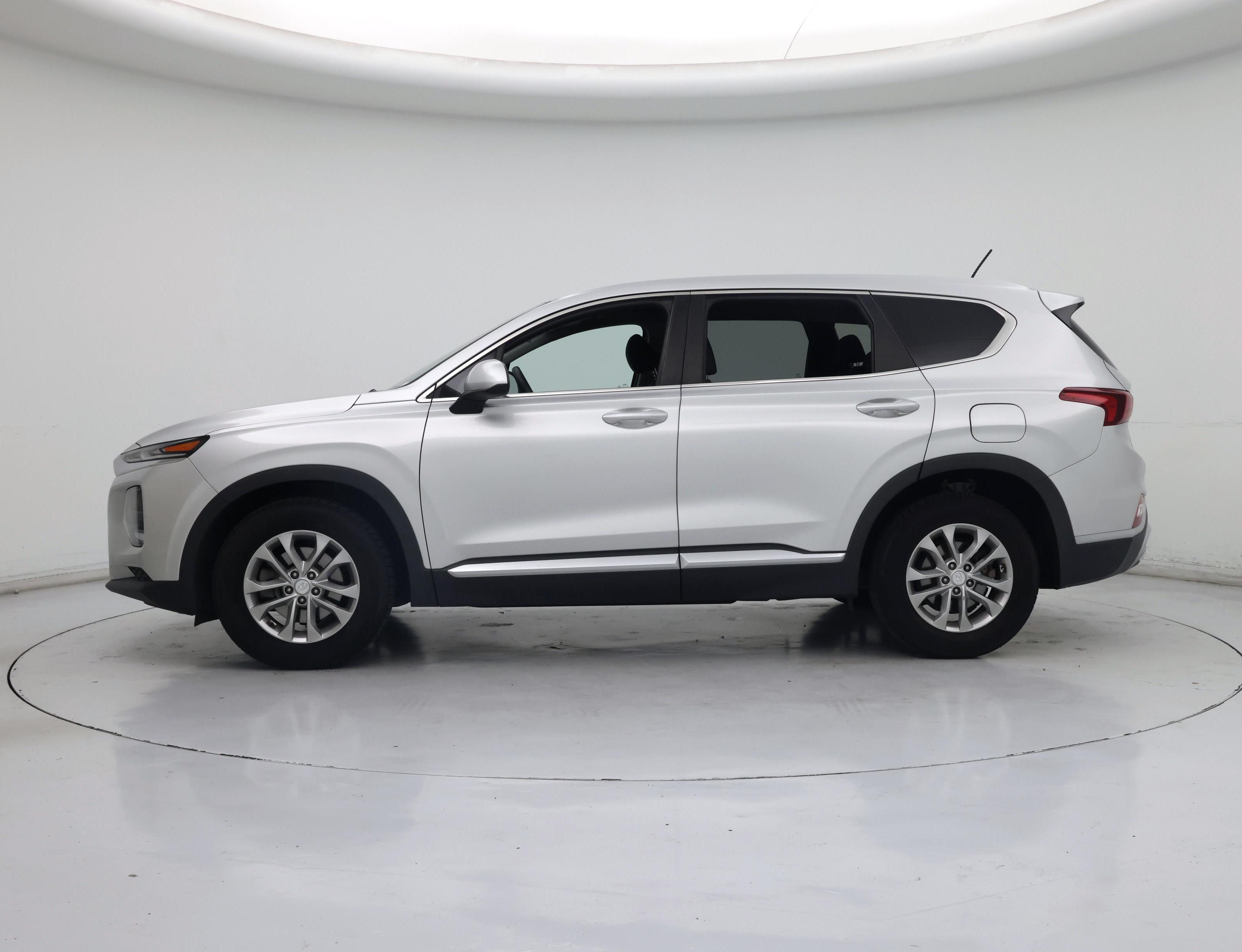 Thumbnail: 2019 Hyundai Santa Fe - 3