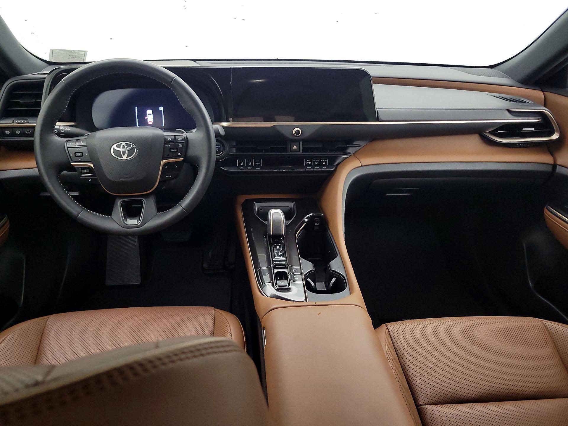 Thumbnail: 2025 Toyota Crown Signia - 9