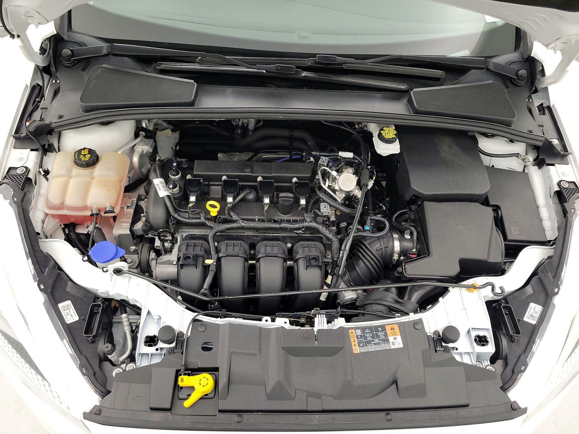 Thumbnail: 2017 Ford Focus - 18