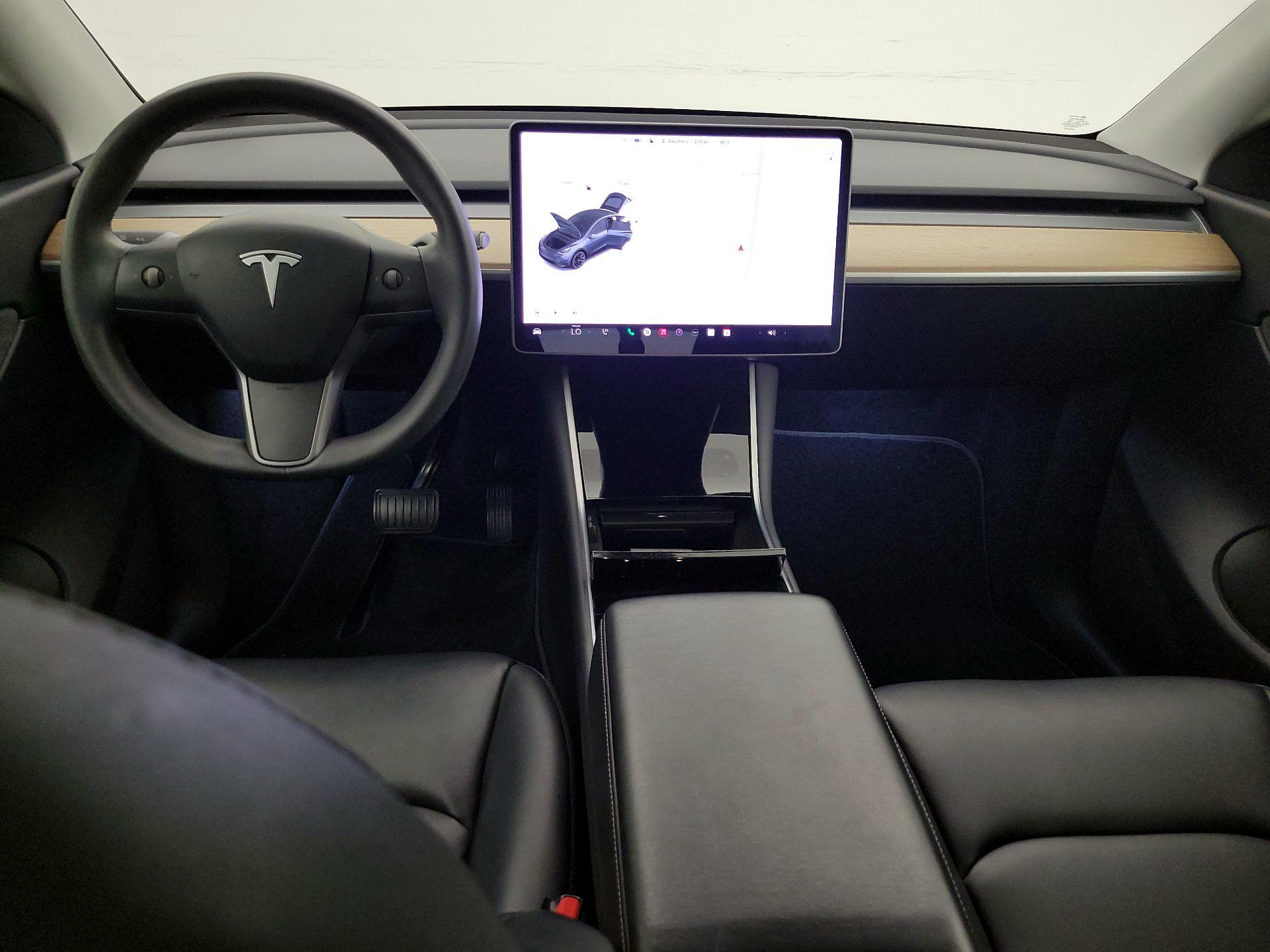 Thumbnail: 2023 Tesla Model 3 - 9