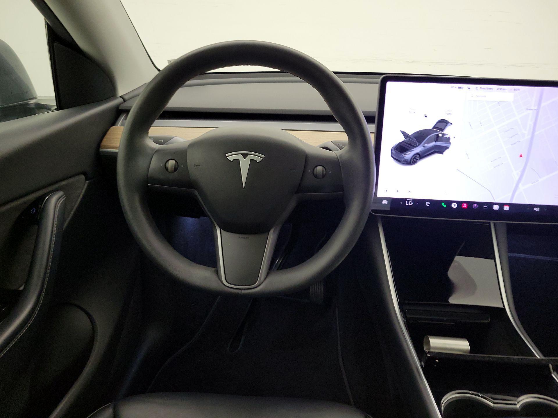 Thumbnail: 2023 Tesla Model 3 - 10