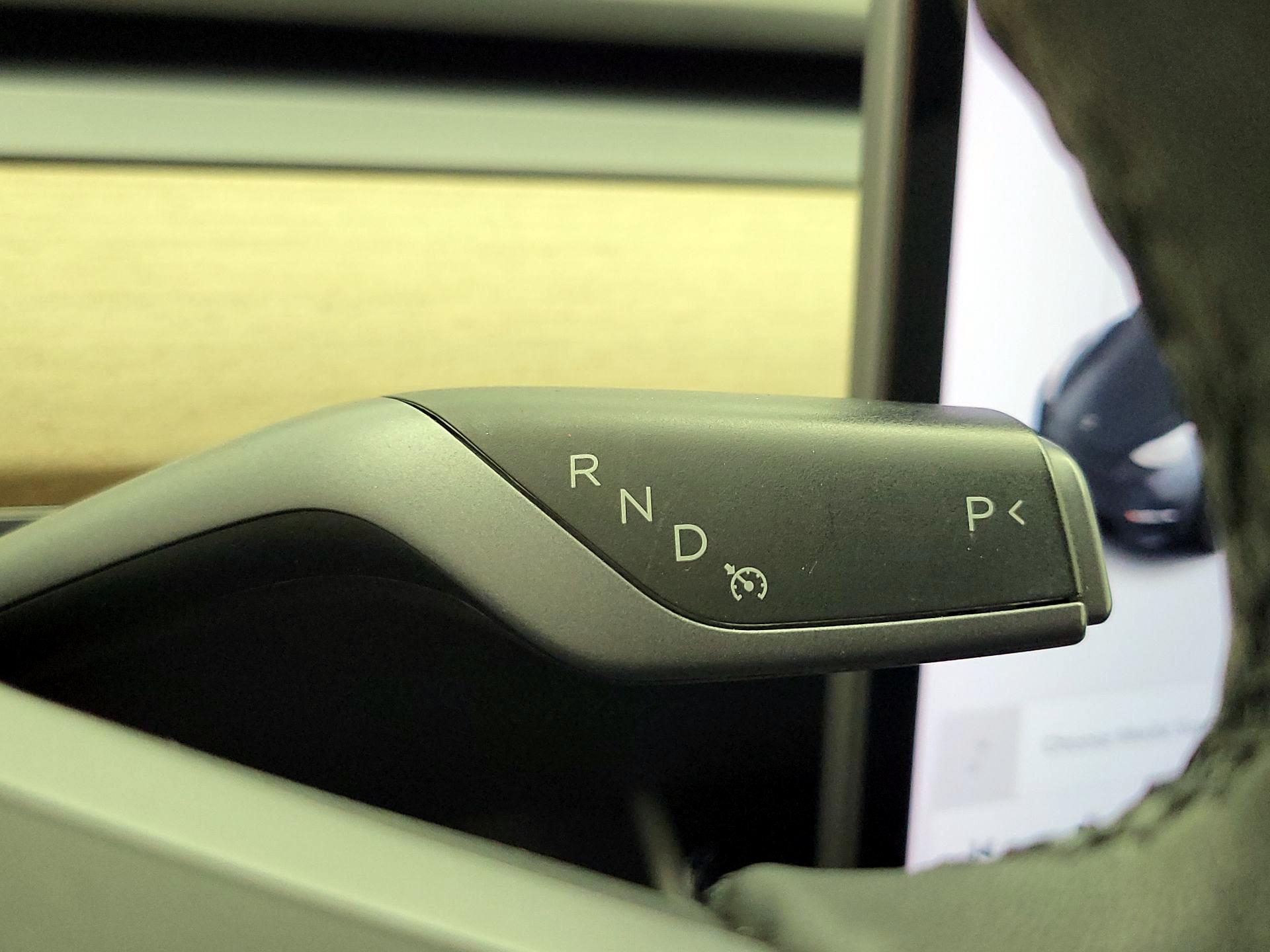 Thumbnail: 2023 Tesla Model 3 - 17