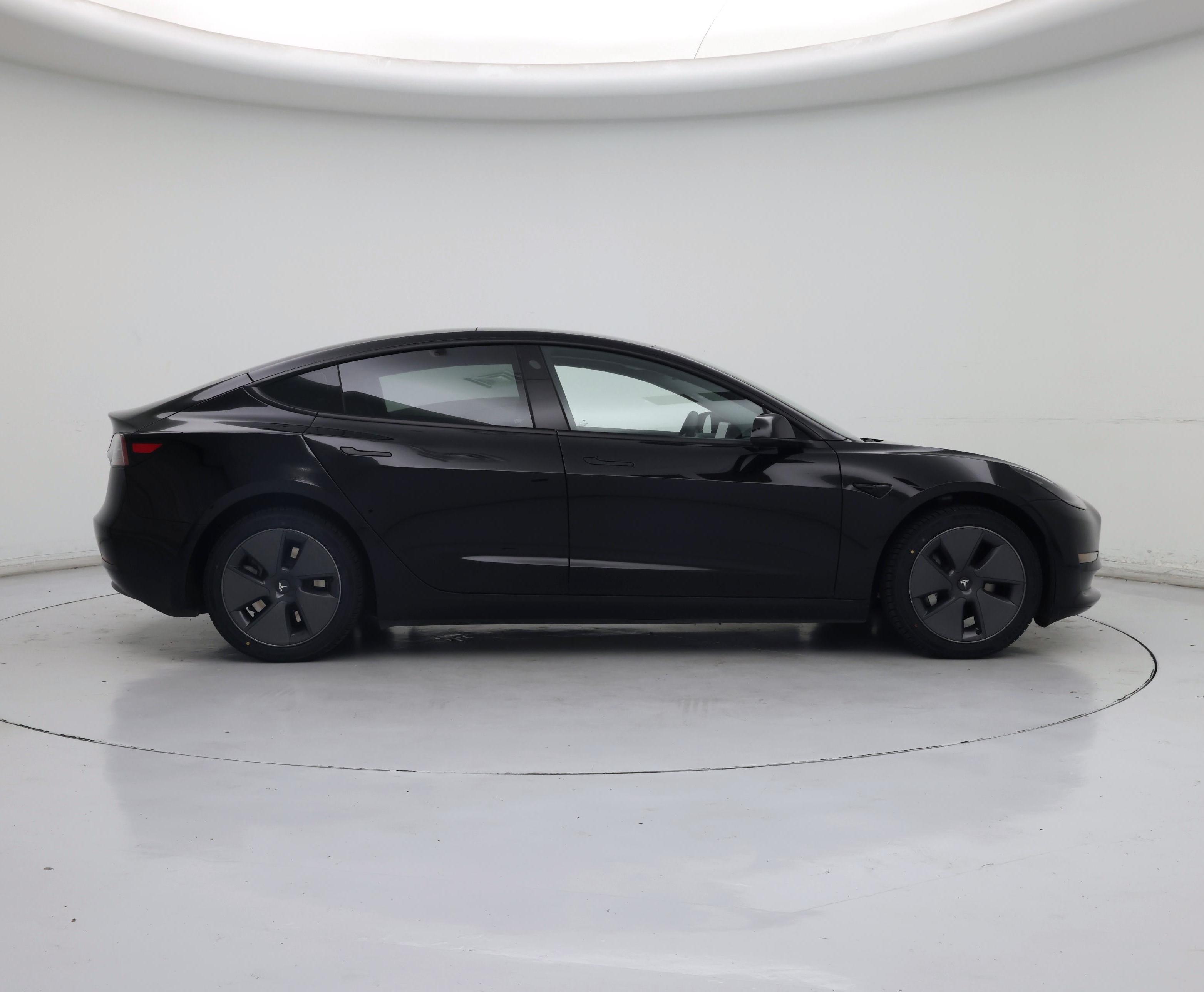 Thumbnail: 2023 Tesla Model 3 - 7