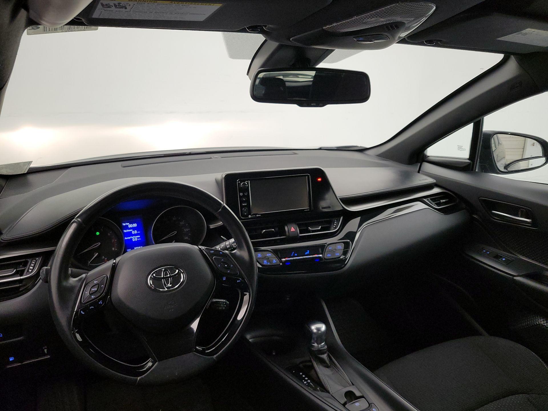 Thumbnail: 2018 Toyota C-HR - 9