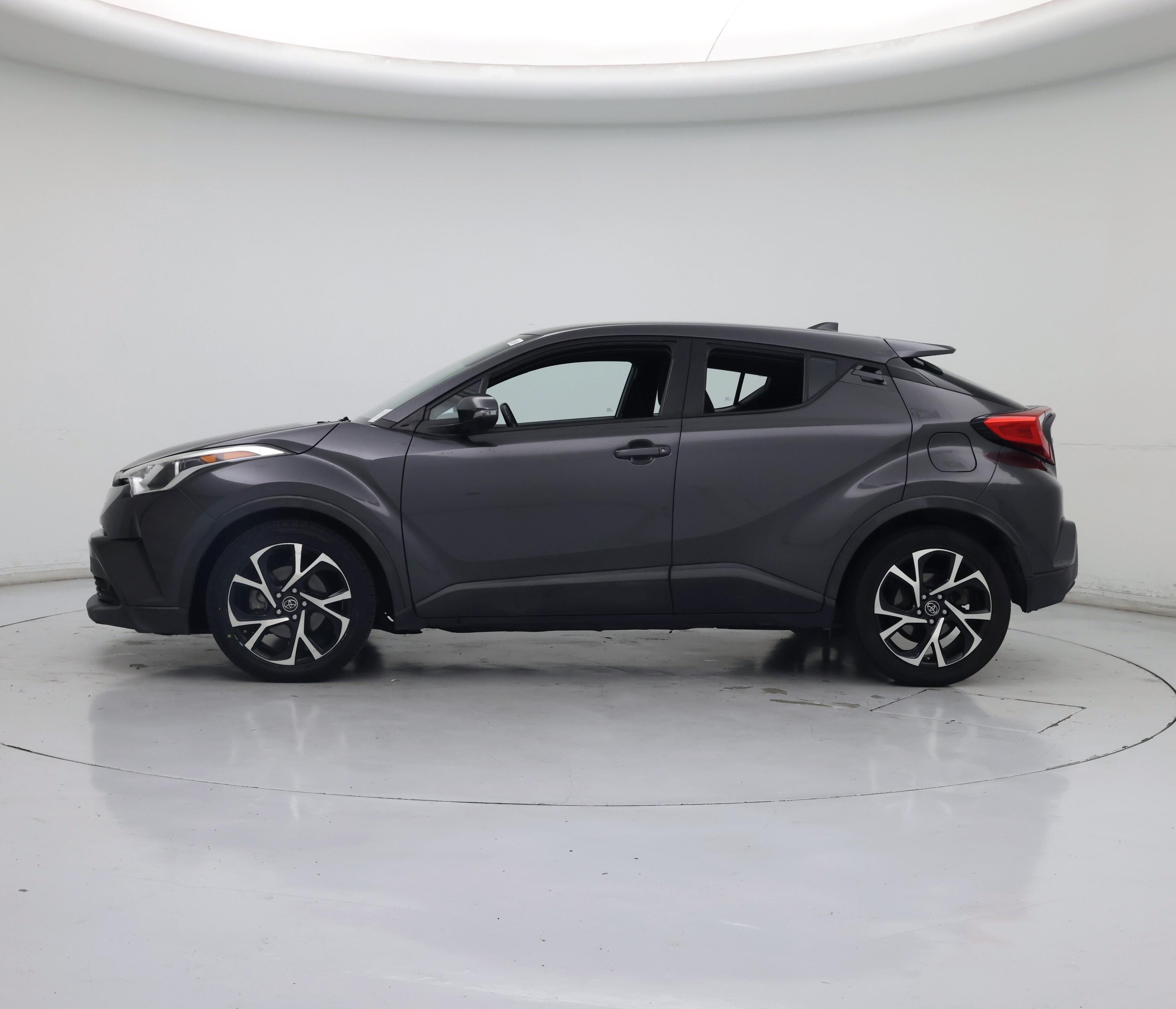 Thumbnail: 2018 Toyota C-HR - 3