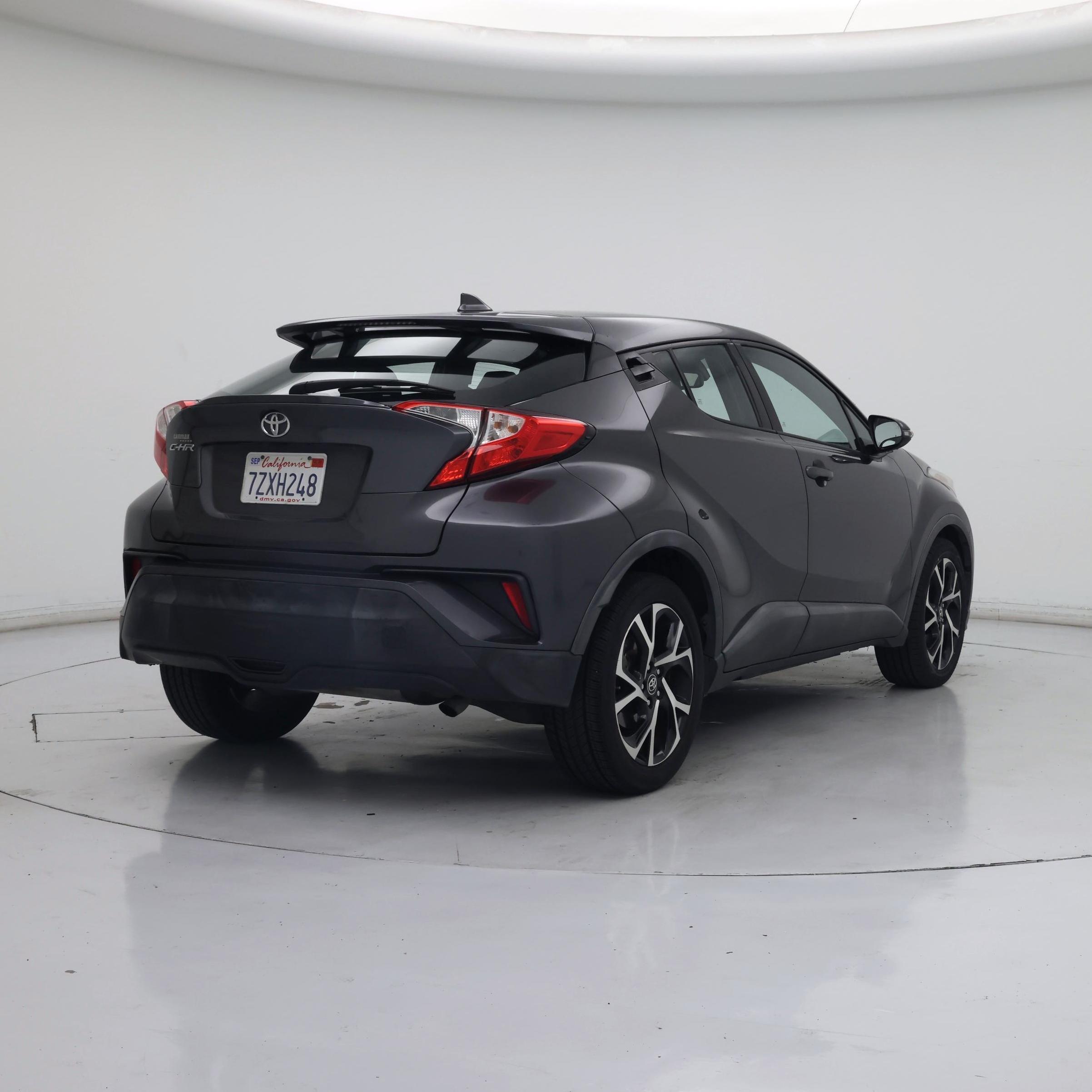Thumbnail: 2018 Toyota C-HR - 8