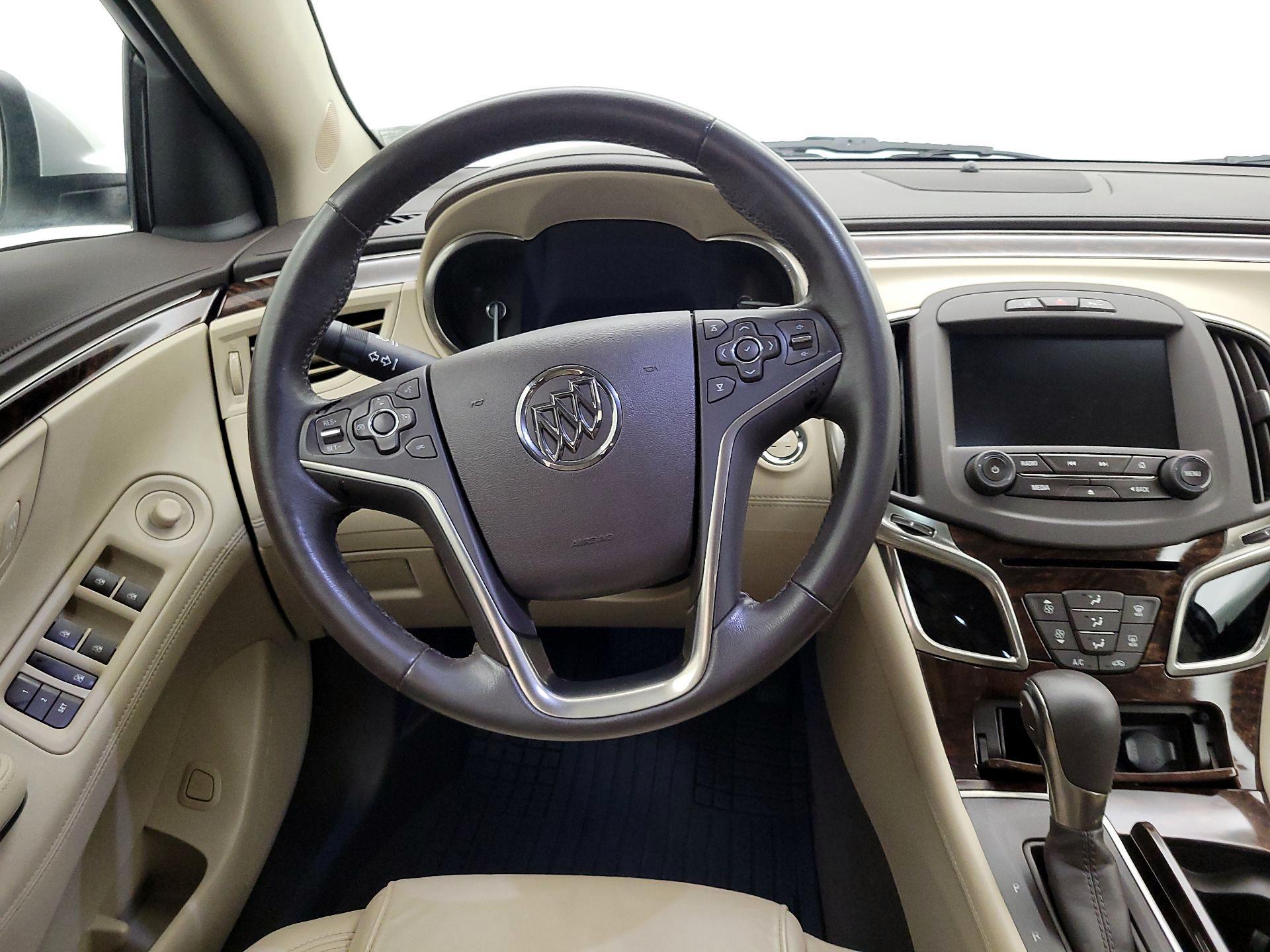 Thumbnail: 2016 Buick LaCrosse - 10