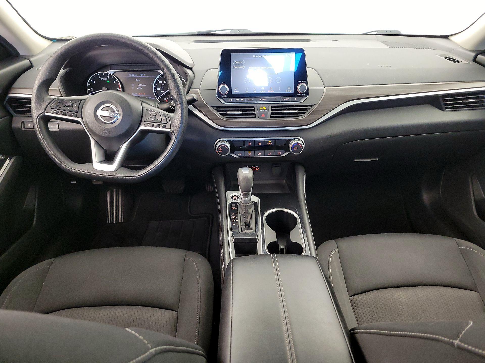 Thumbnail: 2023 Nissan Altima - 9