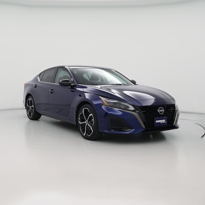2023 Nissan Altima SR