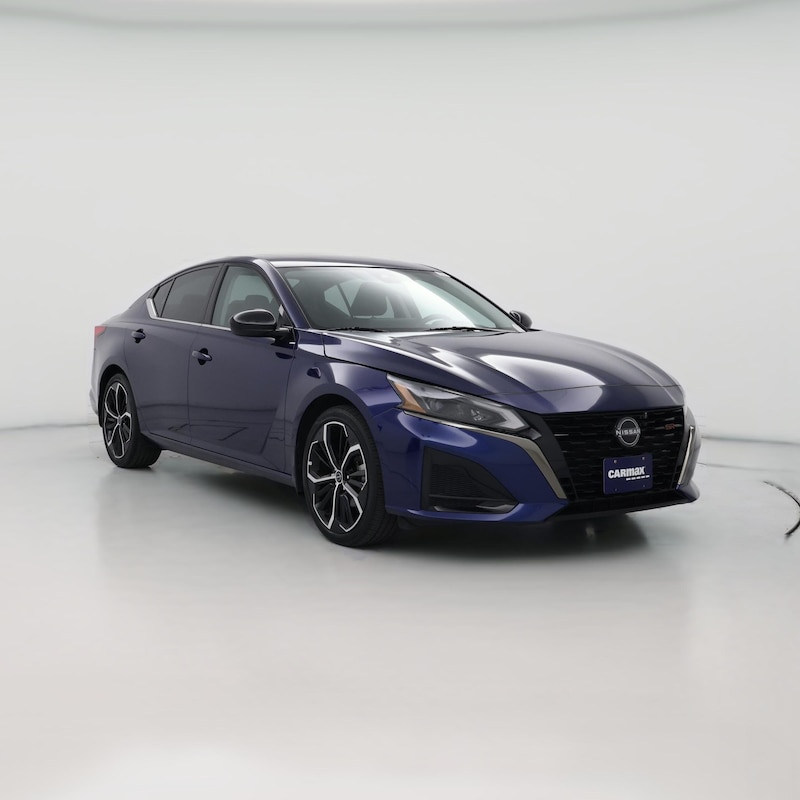 2023 Nissan Altima SR