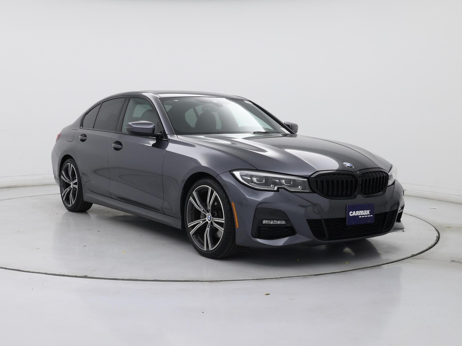 2022 BMW 3 Series 330i - Photo 2