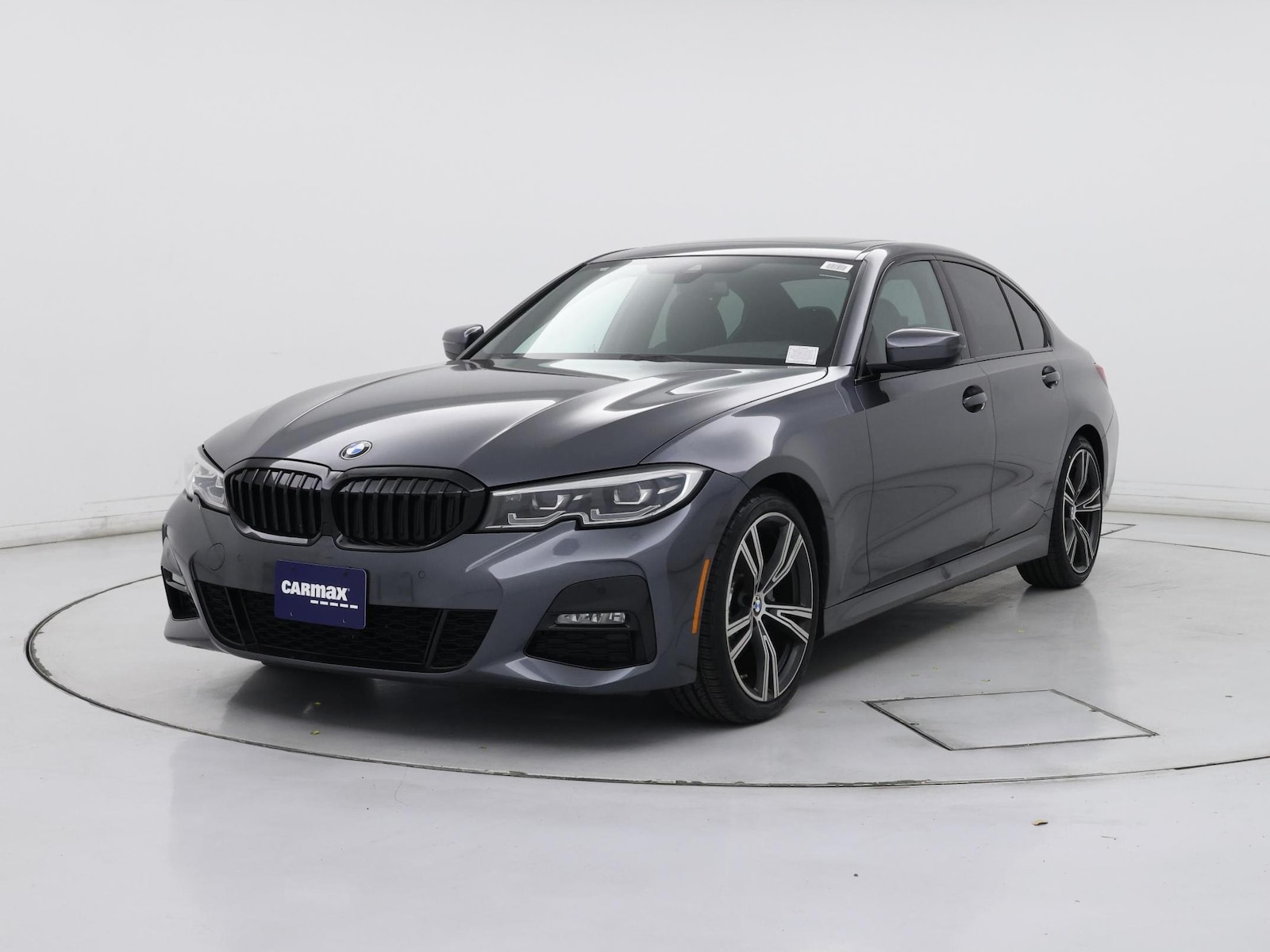 2022 BMW 3 Series 330i - Photo 5