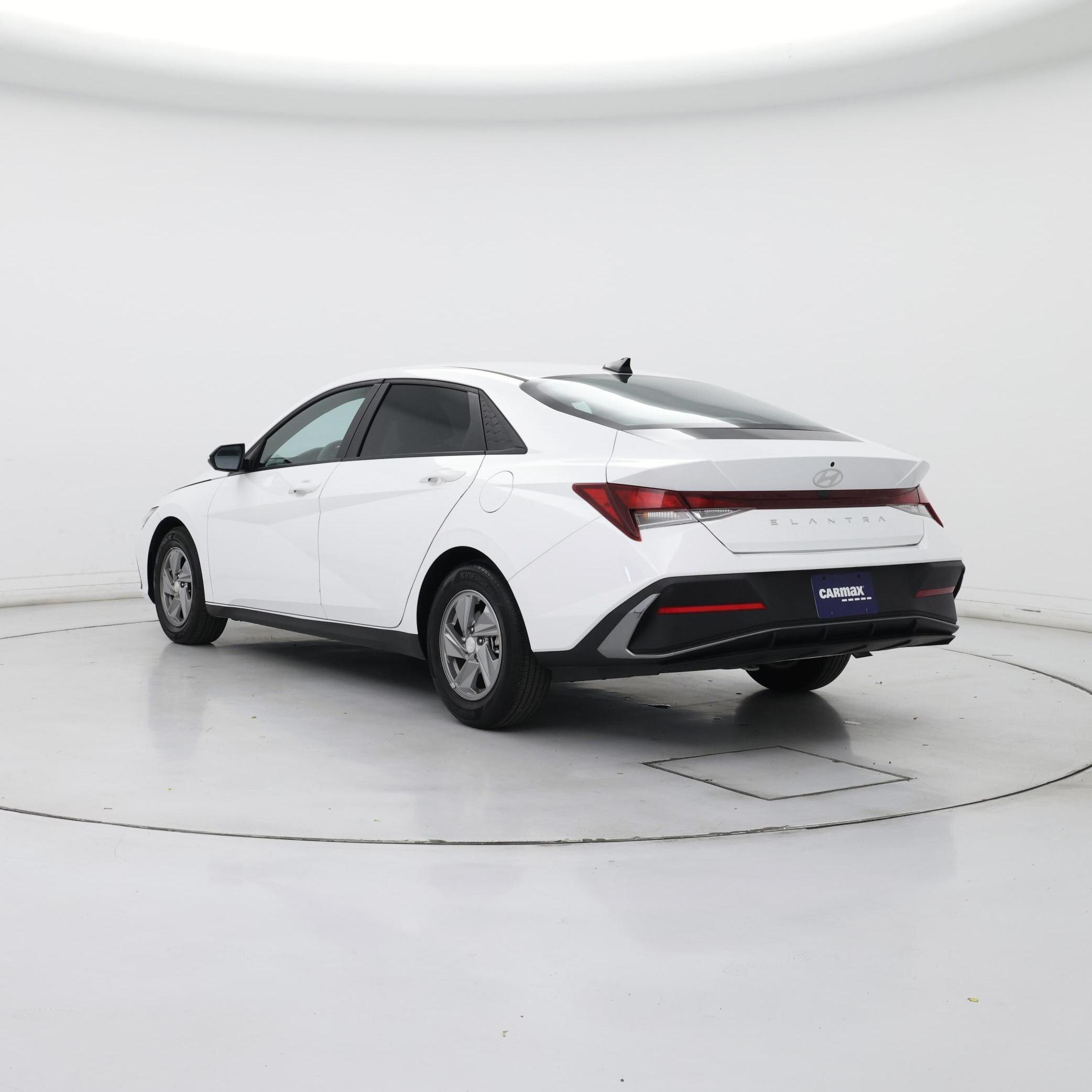 Thumbnail: 2025 Hyundai Elantra - 2