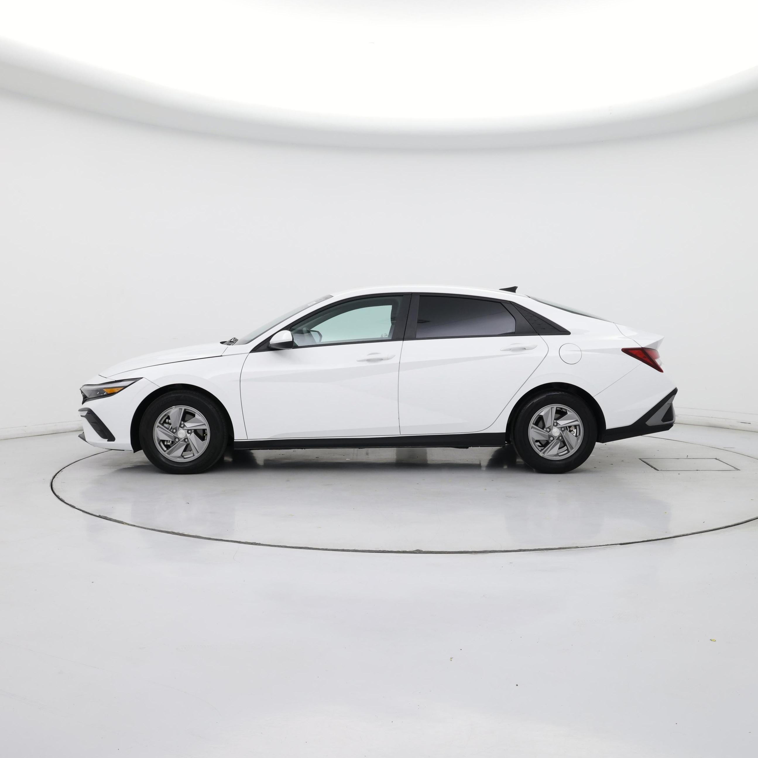 Thumbnail: 2025 Hyundai Elantra - 3