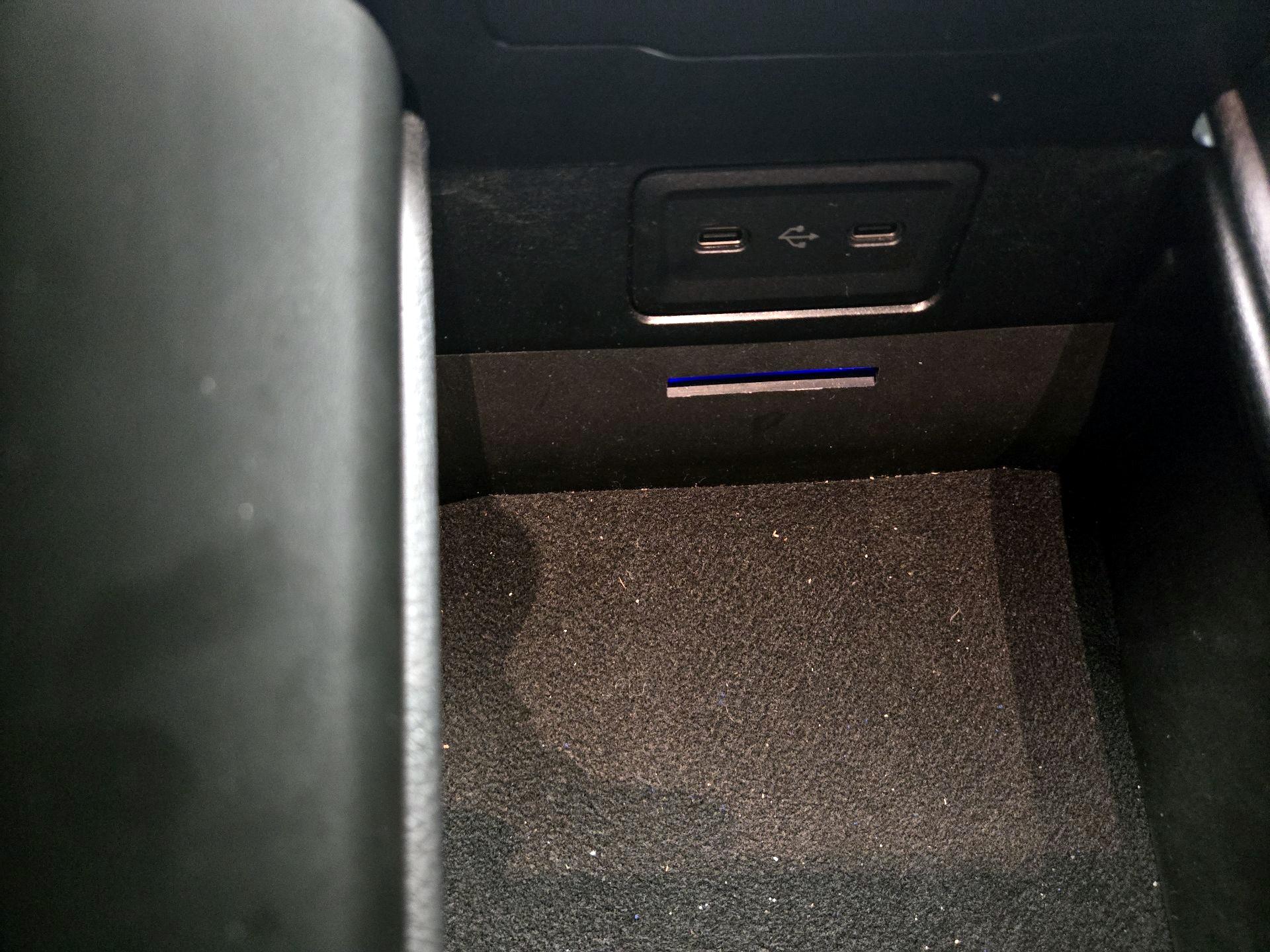 Thumbnail: 2022 Mercedes-Benz C-Class - 18