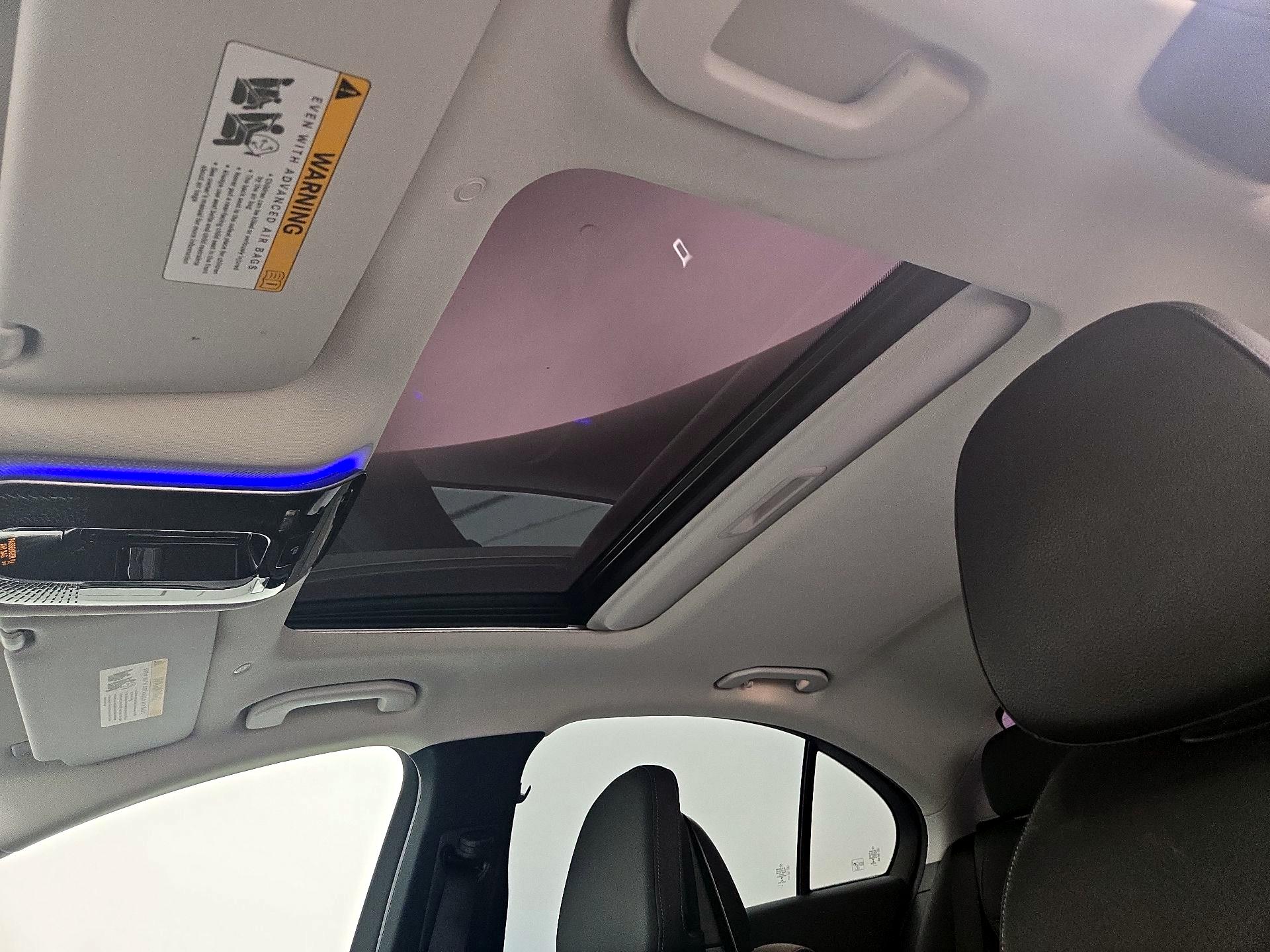 Thumbnail: 2022 Mercedes-Benz C-Class - 19